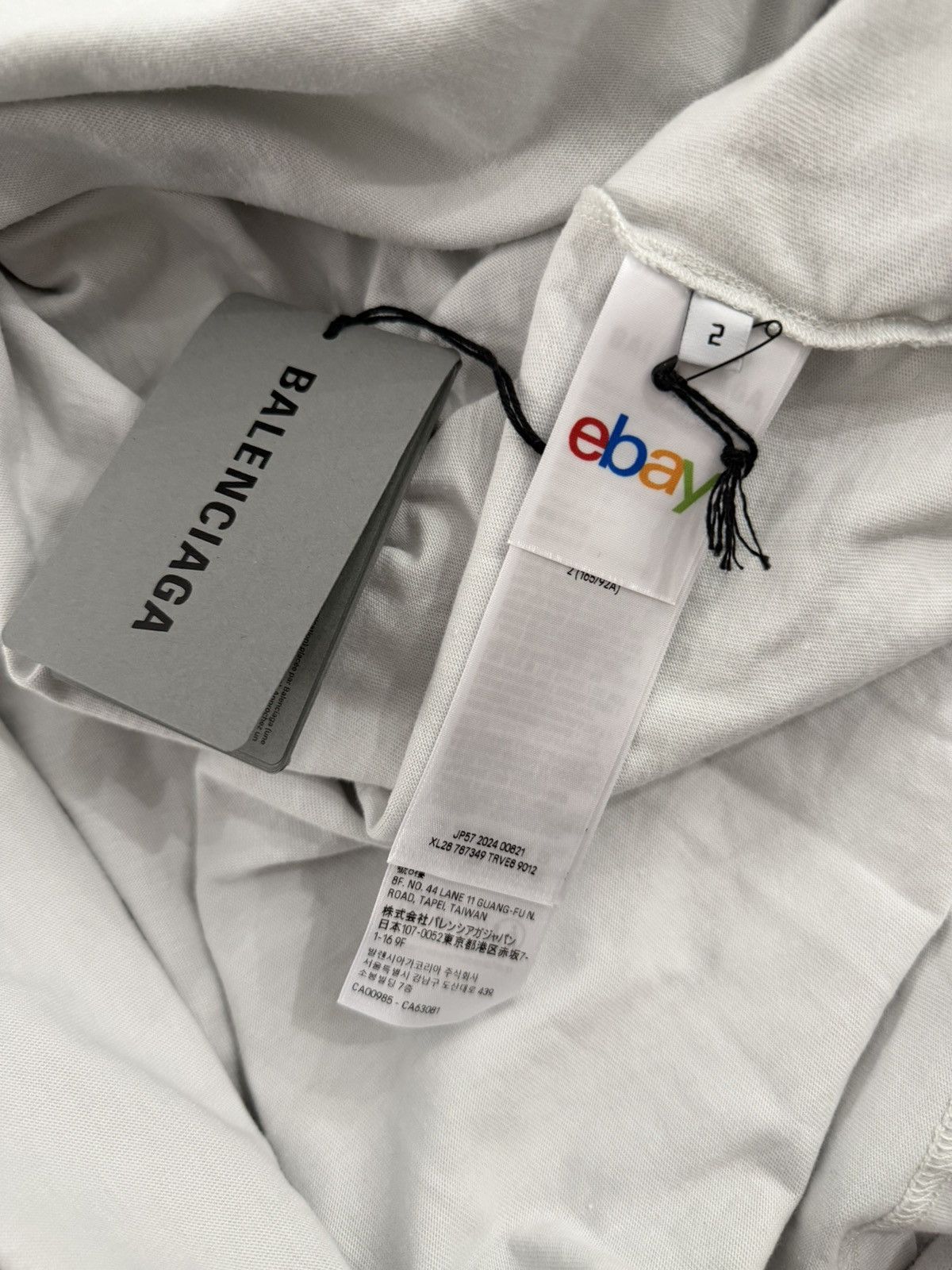 Balenciaga Balenciaga Ebay Oversized Logo Tshirt Sz.2 Size US M / EU 48-50 / 2 - 5 Thumbnail