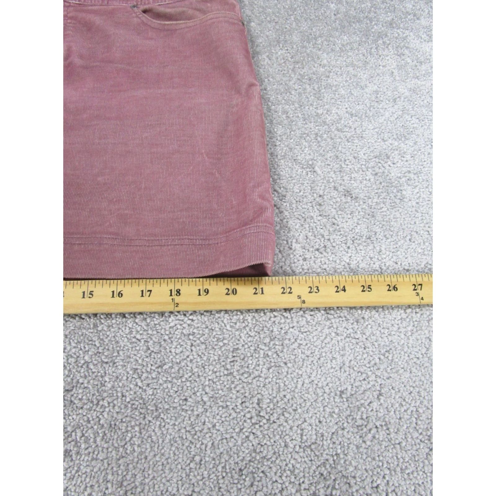 Athleta **Athleta Mini Dusty Mauve Skirt 14 Women's** User: **Athleta 14 Women's Mini Dusty Mauve Skirt** Size 36" / US 14 / IT 50 - 7 Thumbnail