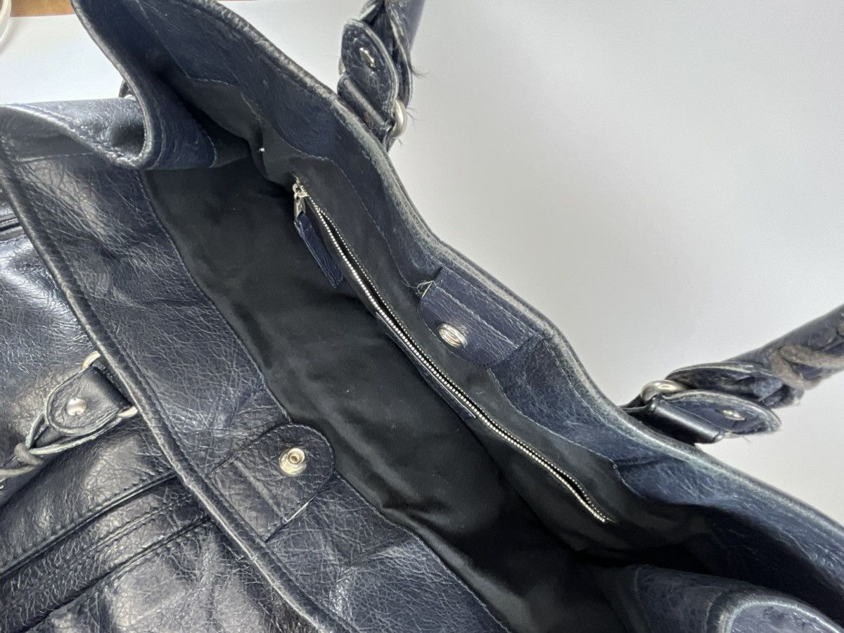 Balenciaga Balenciaga SS12 Archive Cube Leather Tote Black/Dark Navy Size ONE SIZE - 15 Thumbnail