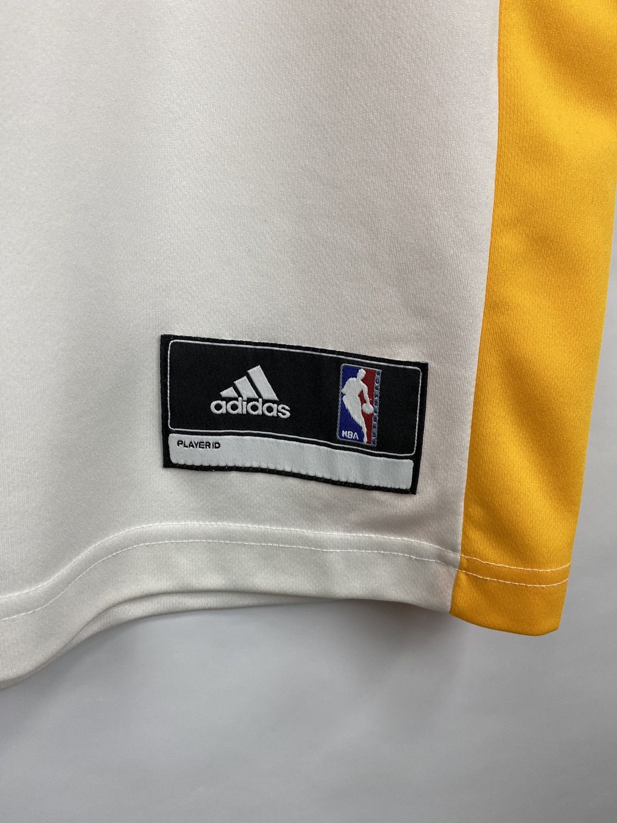 Adidas 🇺🇸 Vintage Kobe Bryant 24 Adidas L A Lakers 2014 Jersey Rare Size US M / EU 48-50 / 2 - 6 Thumbnail