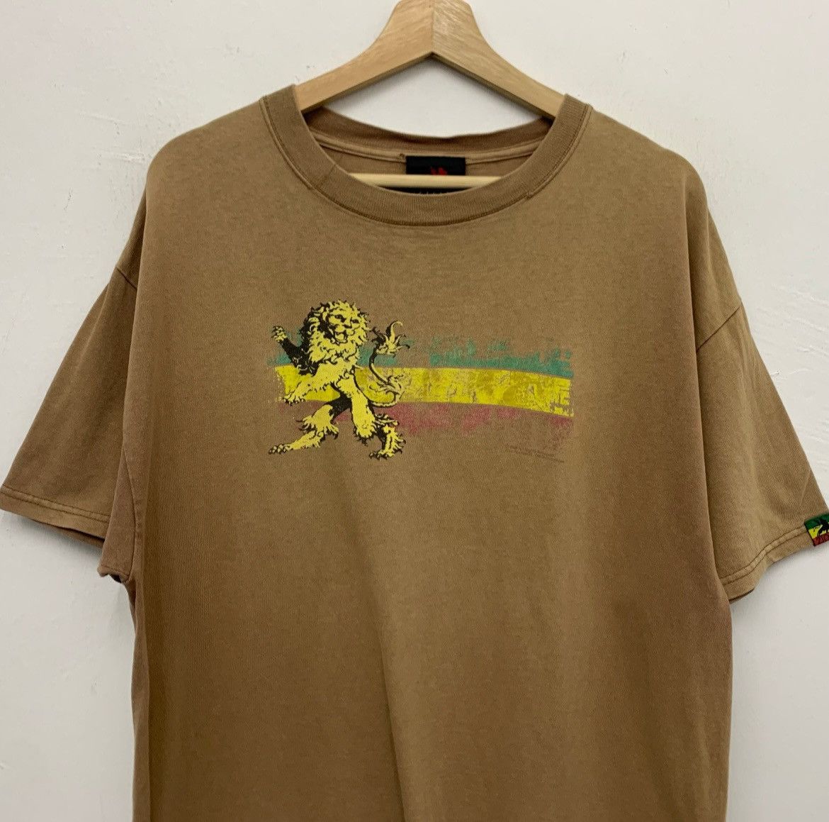 Zion Rootswear Sun Faded Vintage Zion Iron Lion T-shirt Size US L / EU 52-54 / 3 - 3 Thumbnail