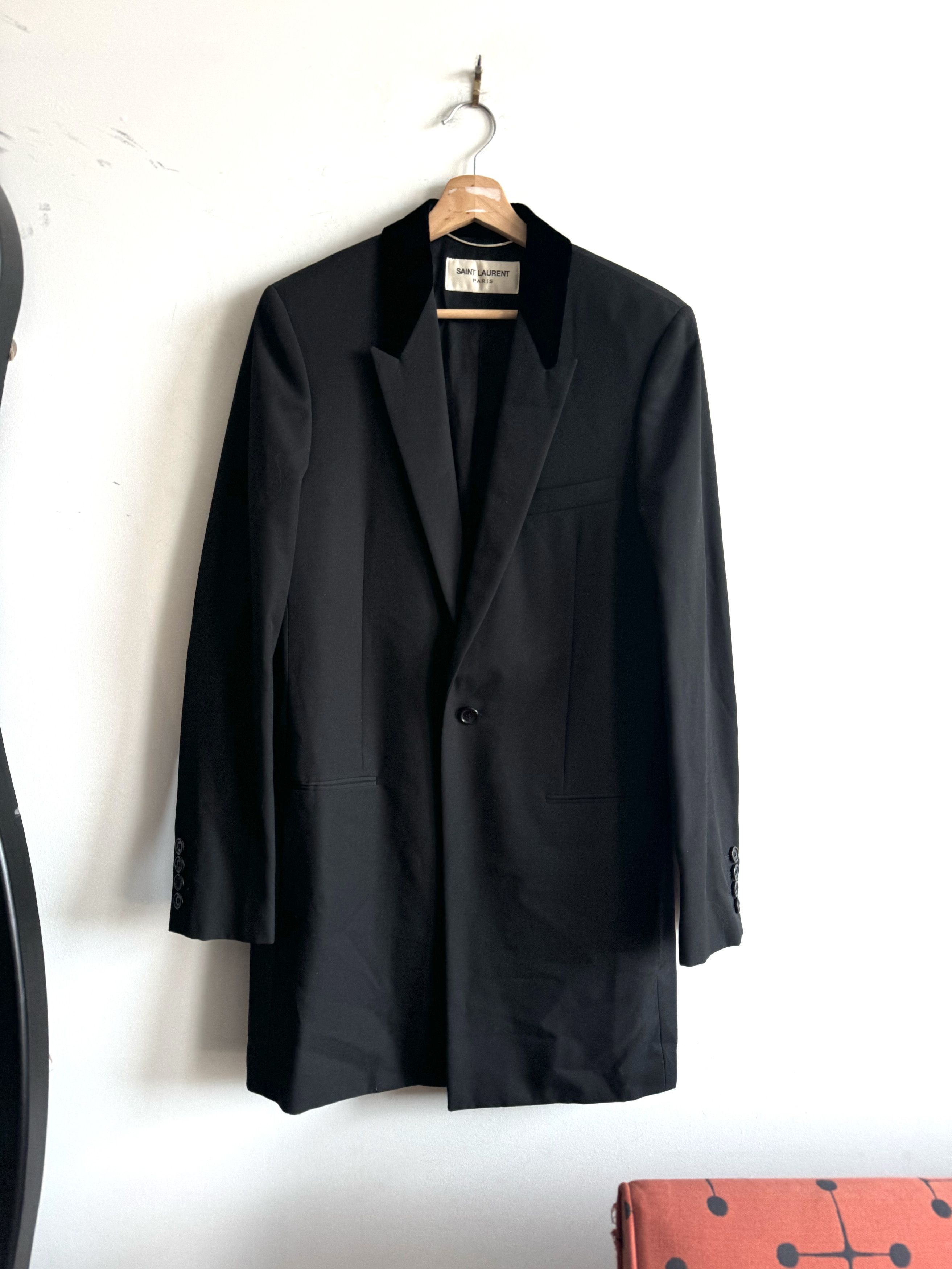 ジャケット SAINT LAURENT BLAZERS Saint Laurent Blazer in Noir | FWRD