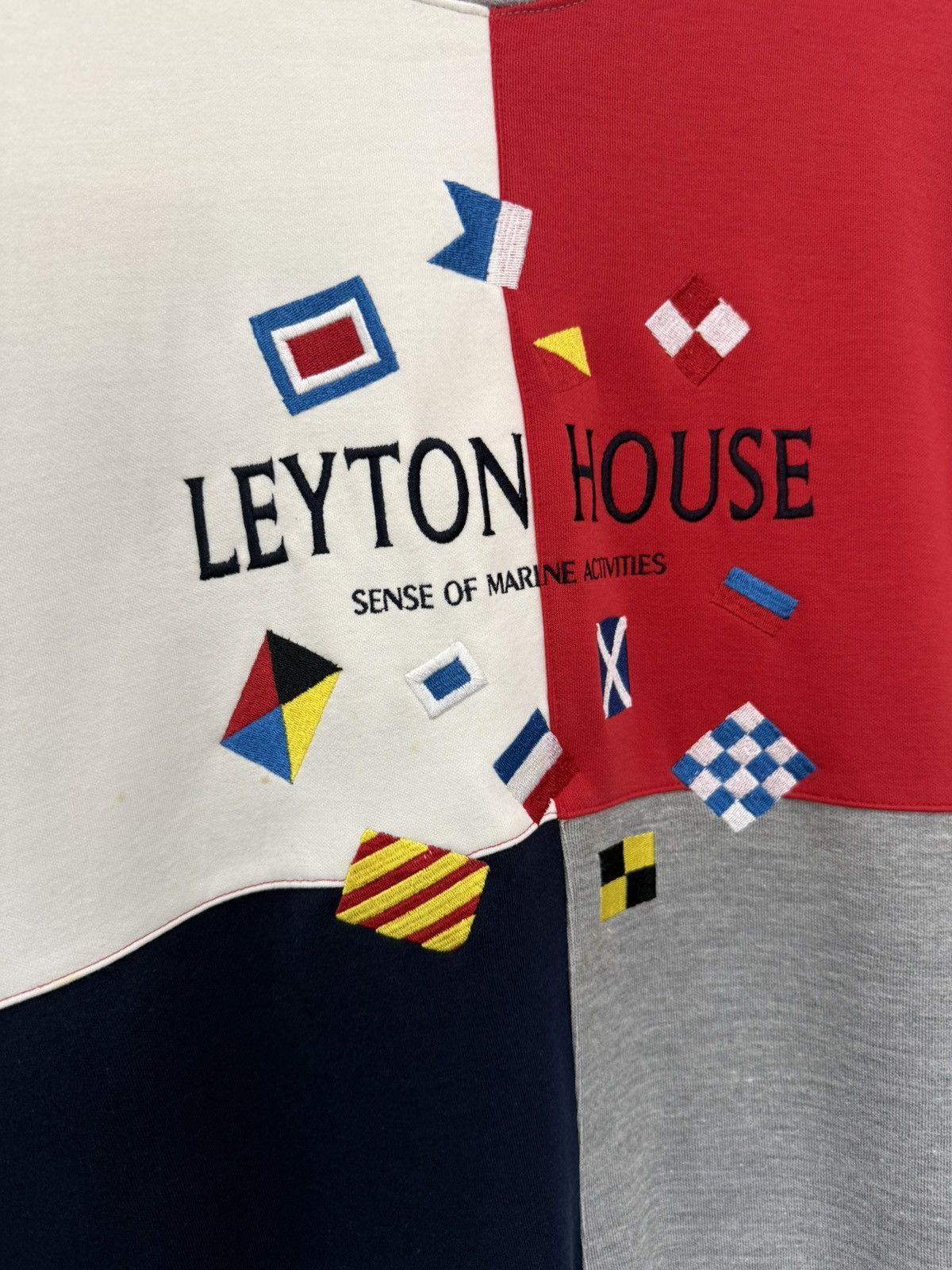 Japanese Brand ⚡️Leyton House Embroided Logo Multicolor Roundneck Sweatshirt Size US L / EU 52-54 / 3 - 4 Thumbnail