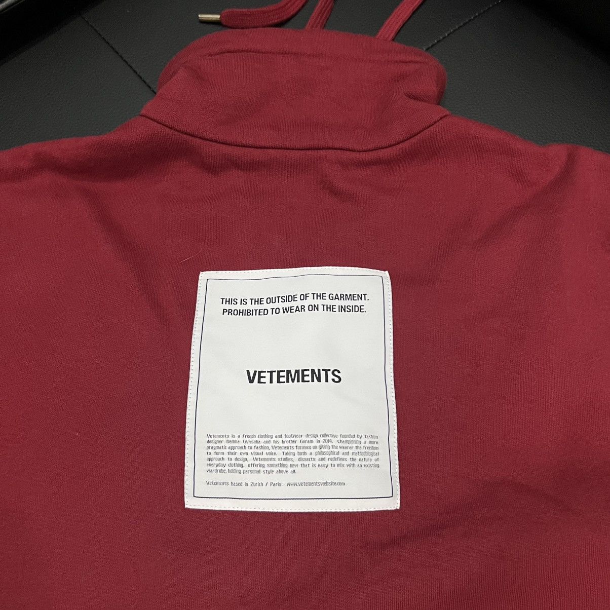 Vetements FW18 “ELEPHANT ROOM” Half-Zip Panelled Hoodie