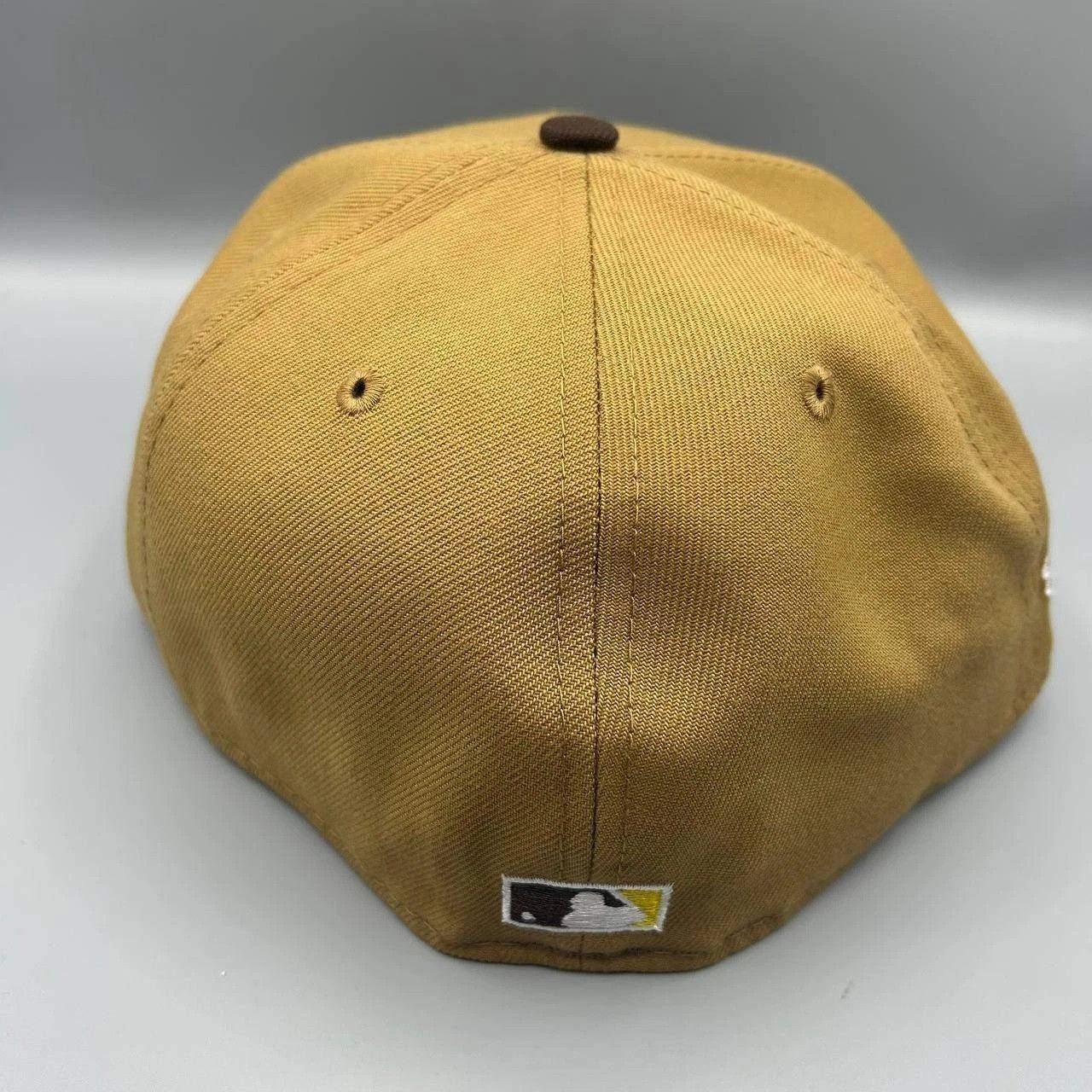 New Era Montreal Expos Hat Men 7 1/2 Brown Yellow MLB Fitted Cap Size ONE SIZE - 3 Thumbnail