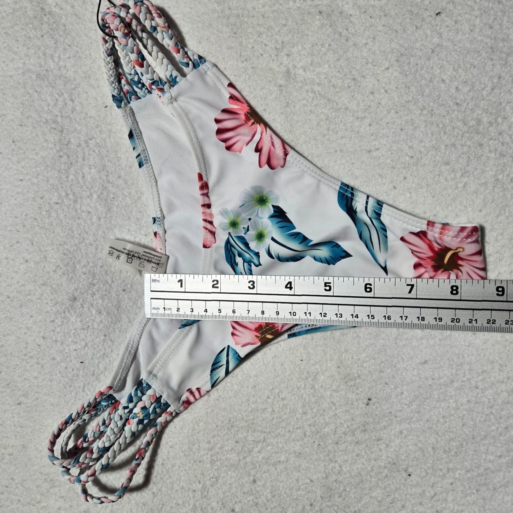 ZAFUL NEW Zaful White Floral Bikini Swim Bottom Women's 6 Adults Womens 2 Piece Flower 6 Bikini Bottoms Girls Mens Size 28" / US 6 / IT 42 - 6 Thumbnail