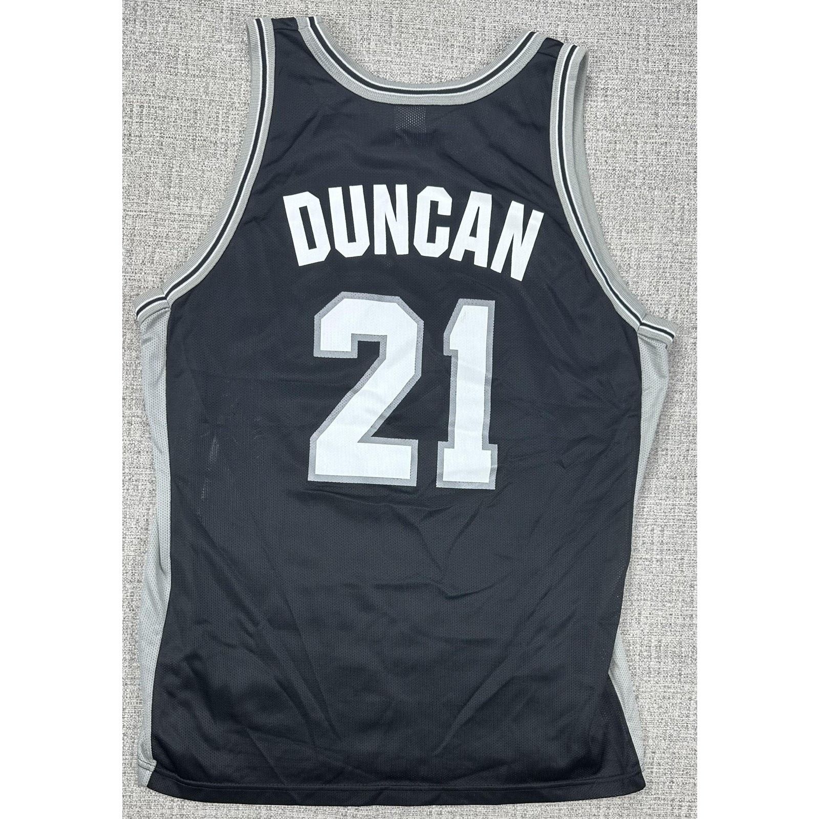 Champion San Antonio Spurs Jersey Mens XL NBA Tim Duncan 21 Champion Size US XL / EU 56 / 4 - 7 Thumbnail