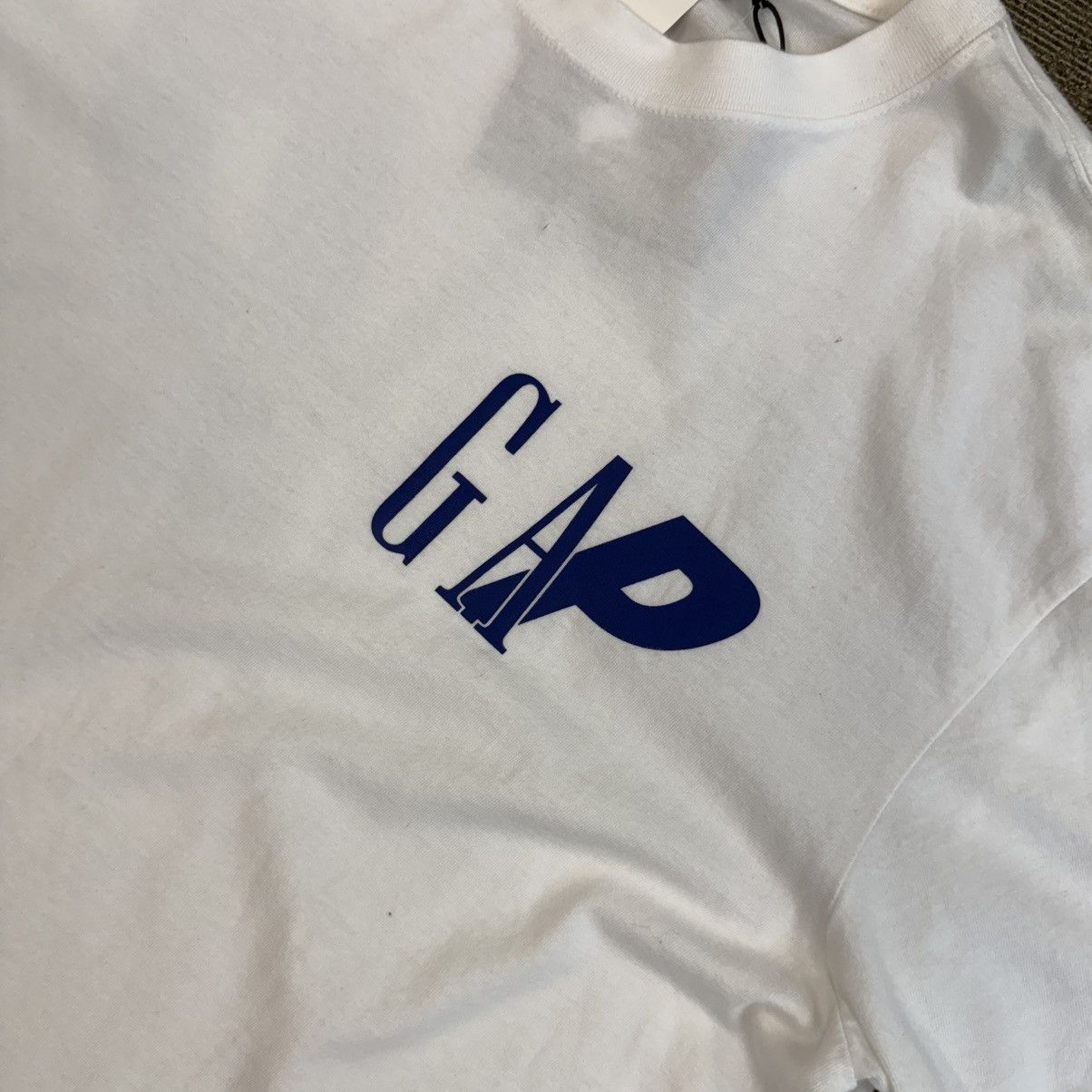 Gap × Palace Gap Palace White Logo Tee Size US L / EU 52-54 / 3 - 3 Thumbnail