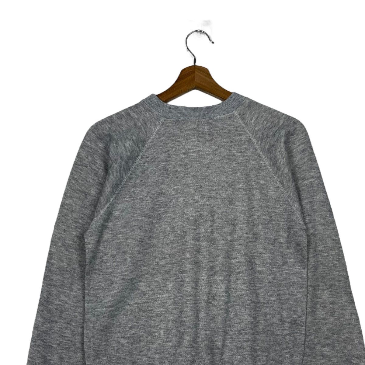 Disney Vintage 80s Disney Mickey Mouse Crewneck Sweatshirt Size US S / EU 44-46 / 1 - 7 Thumbnail