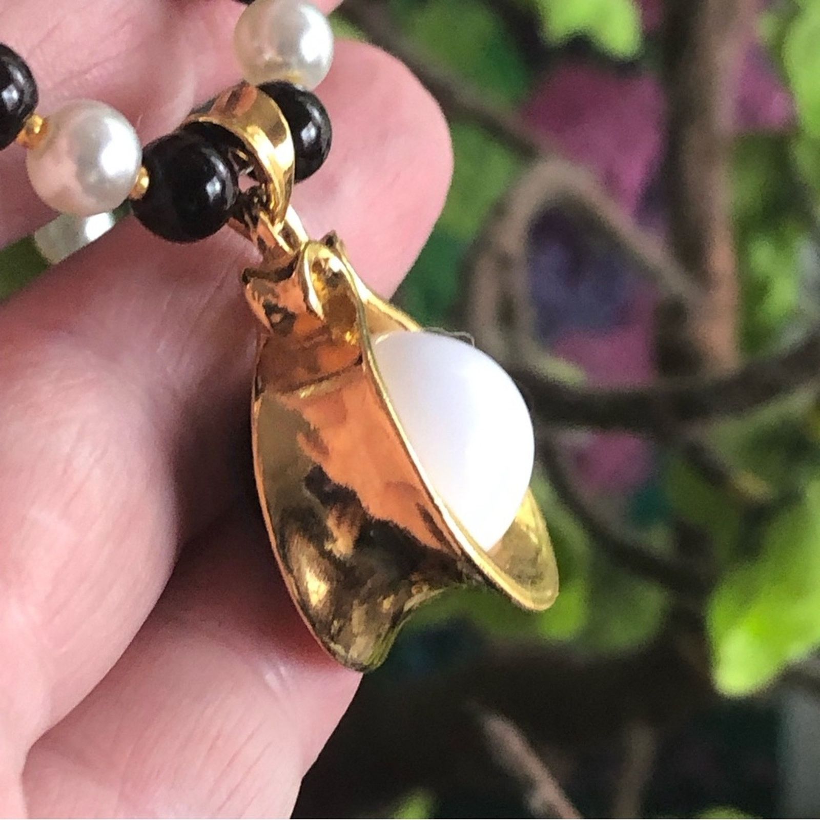 Handmade Handcrafted repurpose framed pearl pendant necklace Size ONE SIZE - 11 Thumbnail