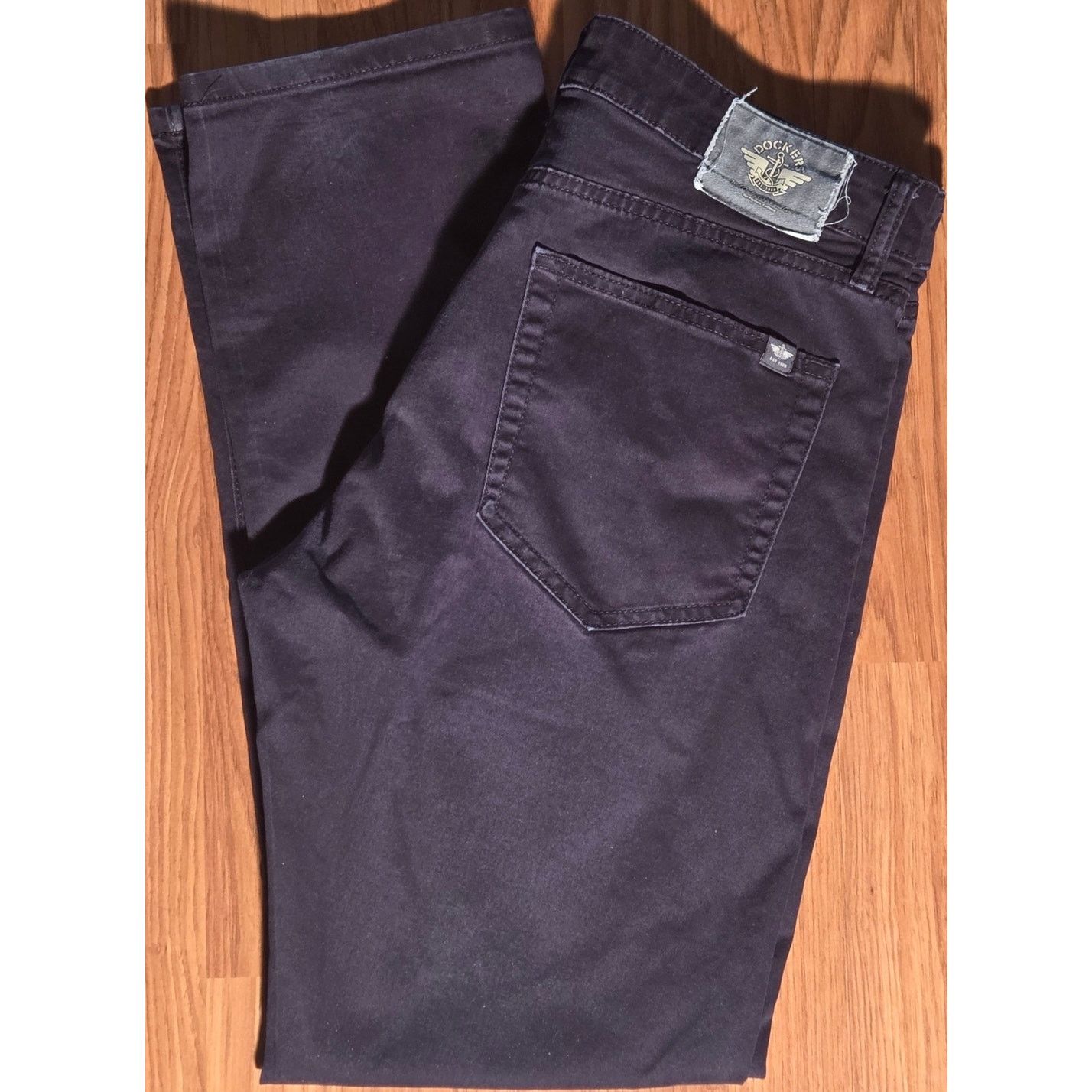Dockers Stylish Dockers Men's Slim Fit Black Jeans - W32 L30 Size US 32 / EU 48 - 2 Thumbnail