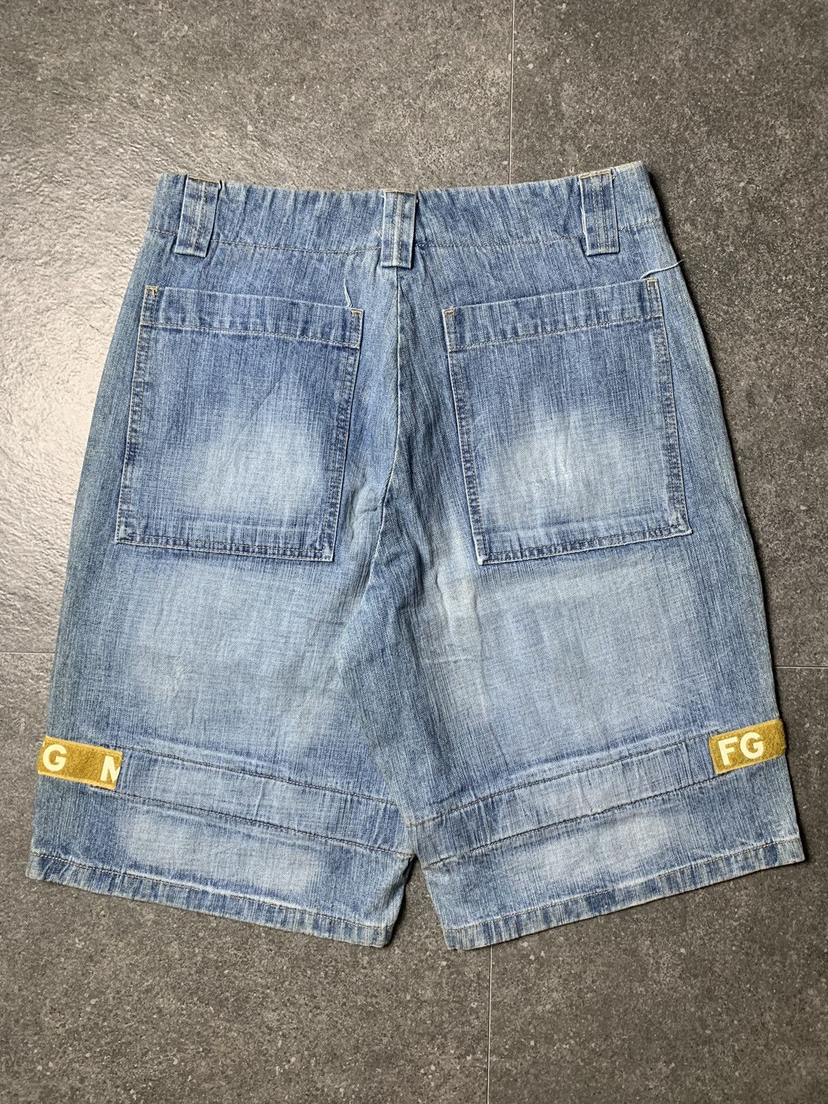 Marithe + Francois Girbaud 2000s Marithe Francois Girbaud Shuttle Tape Jorts - SAMPLE Size US 29 - 8 Thumbnail