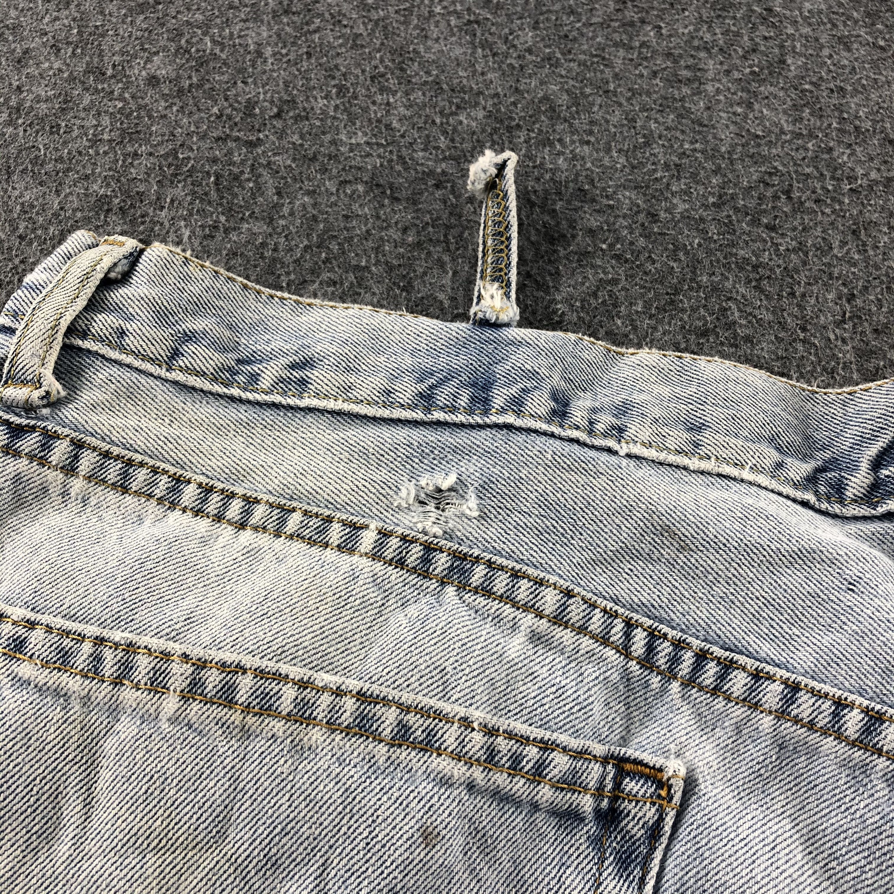 Levi's Vintage 90s Light Wash Levis 560 Jeans-J1194 Size US 42 / EU 58 - 8 Thumbnail