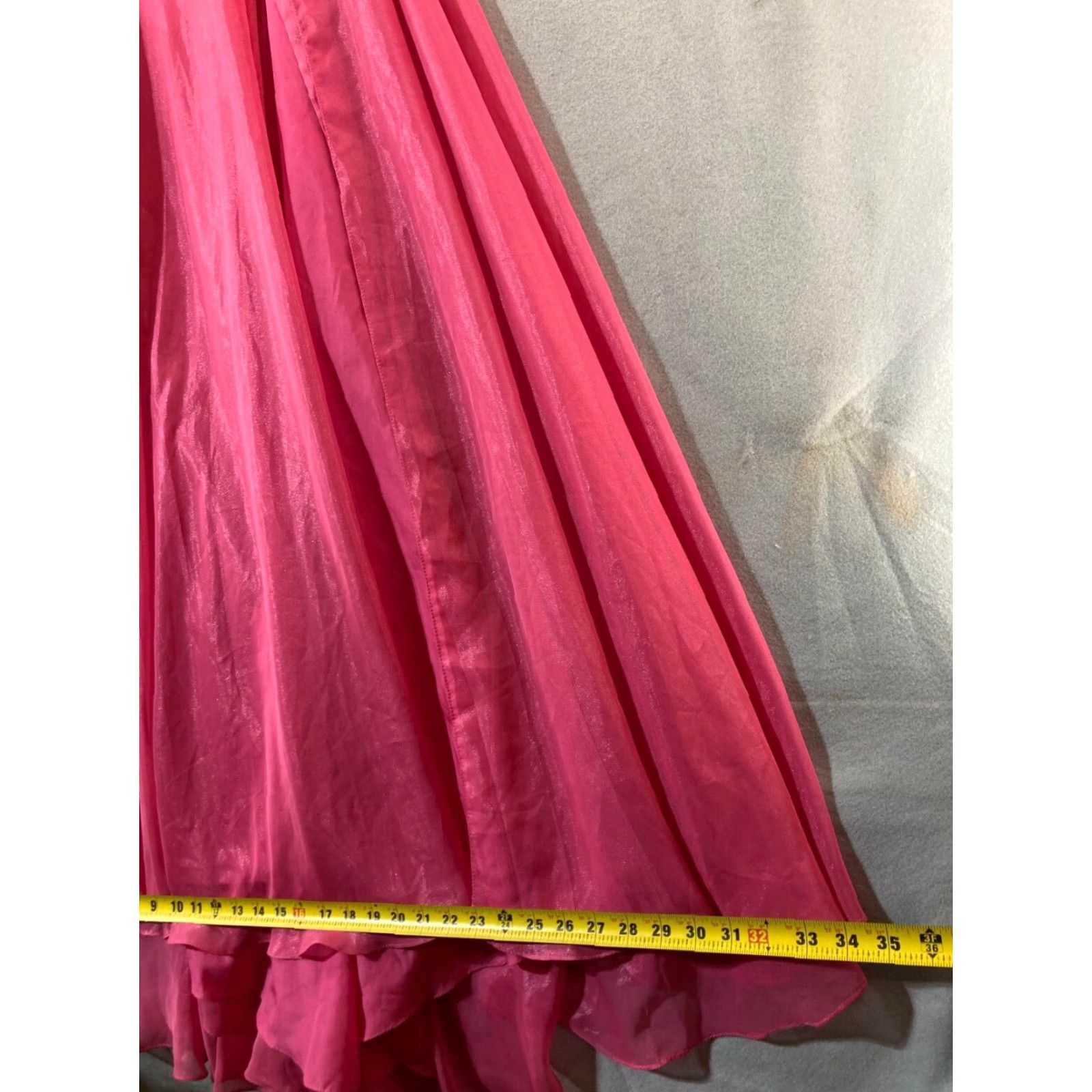 Vintage VINTAGE Paparazzi Madeline Gardner Womens Formal Dress 7/8 Pink Rhinestone NWT Sleeveless Polyester Dress Size M / US 6-8 / IT 42-44 - 5 Thumbnail