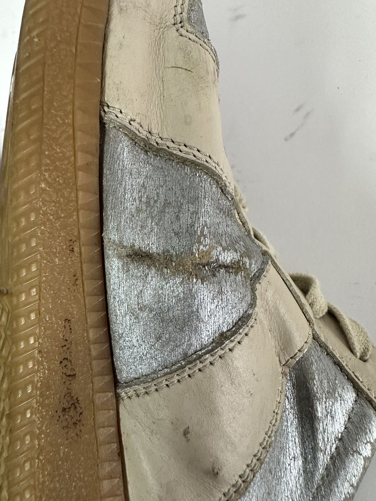 Maison Margiela MAISON MARGIELA CLASSIC REPLICA SNEAKER Size 39 EU Size US 6.5 / EU 39-40 - 8 Thumbnail