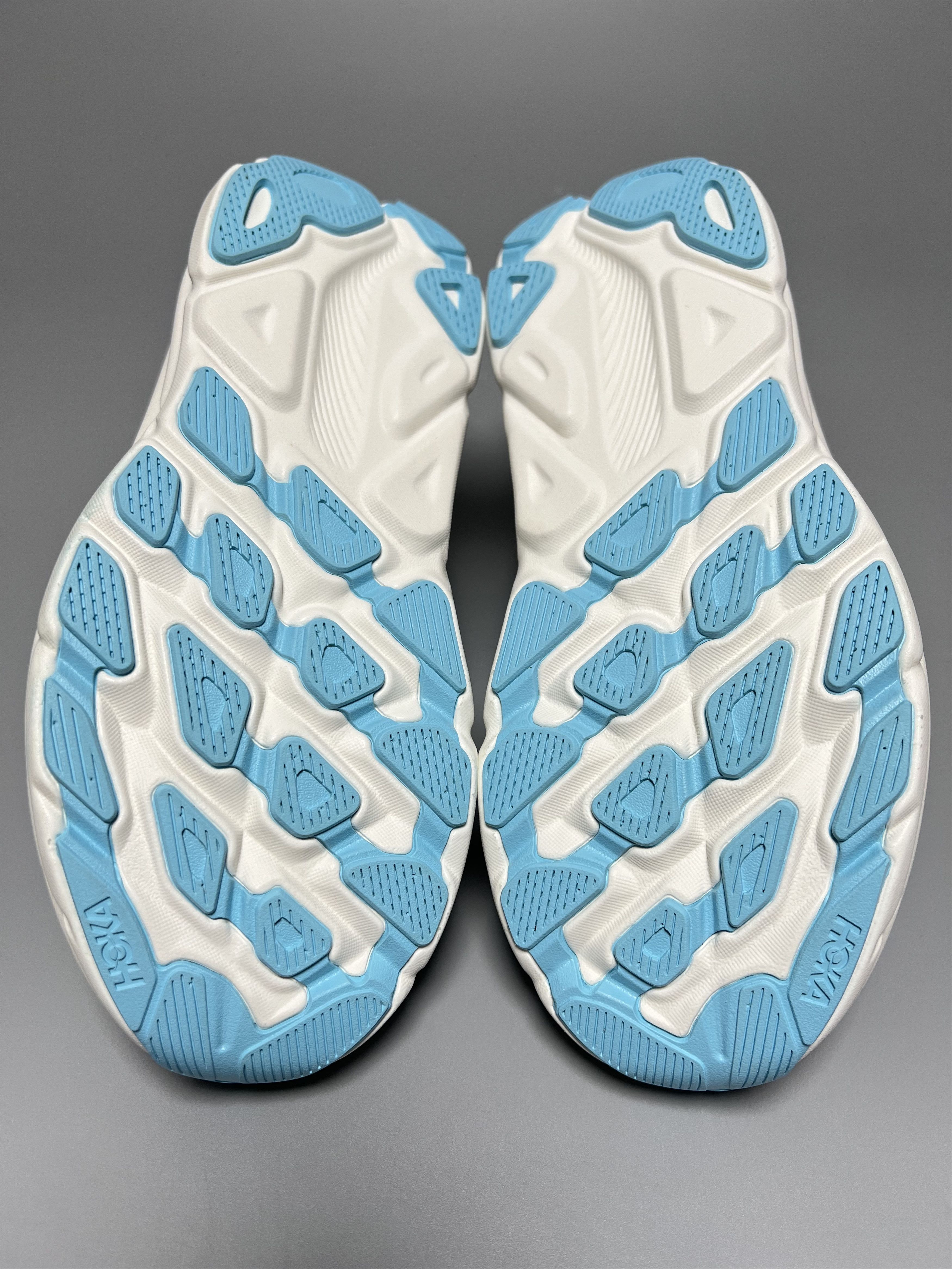 Hoka 8.5B Hoka One One Clifton 9 Running Shoes Walking Gym Size US 8.5 / IT 38.5 - 14 Thumbnail