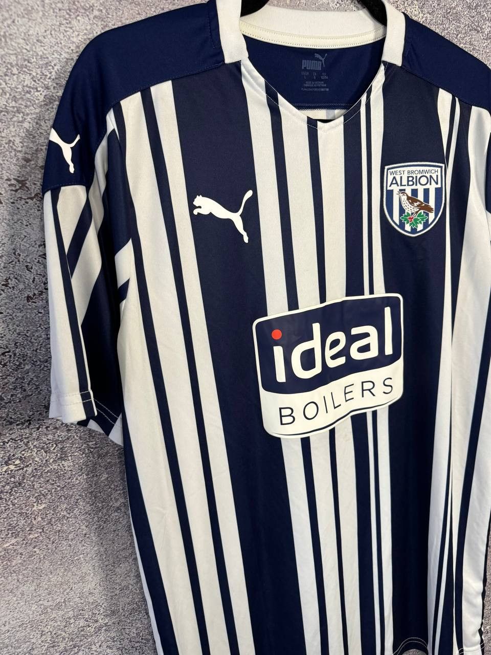 Puma Vintage West Bromwich 2020/21 Puma Soccer Jersey Size US L / EU 52-54 / 3 - 9 Thumbnail