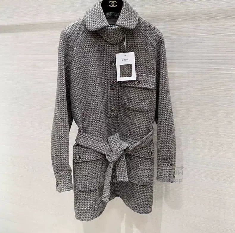 Chanel Chanel 24A tweed jacket Size XS / US 0-2 / IT 36-38 - 1 Thumbnail