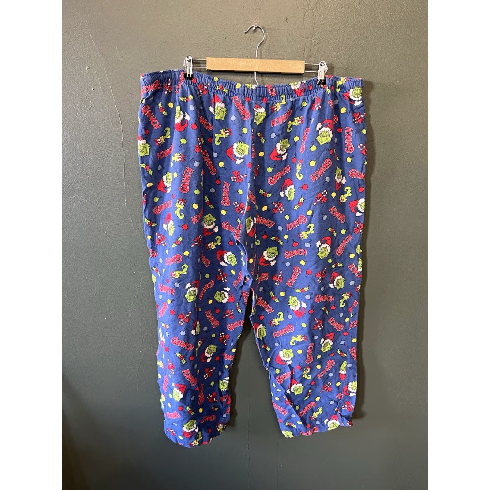 Vintage VINTAGE Dr. Seuss The Grinch Adult Blue Grinch Christmas AOP Fleece Pants 2XL Men Pajama Pants Regular Size Blue Christmas Grinch Mens Size US 39 - 2 Thumbnail