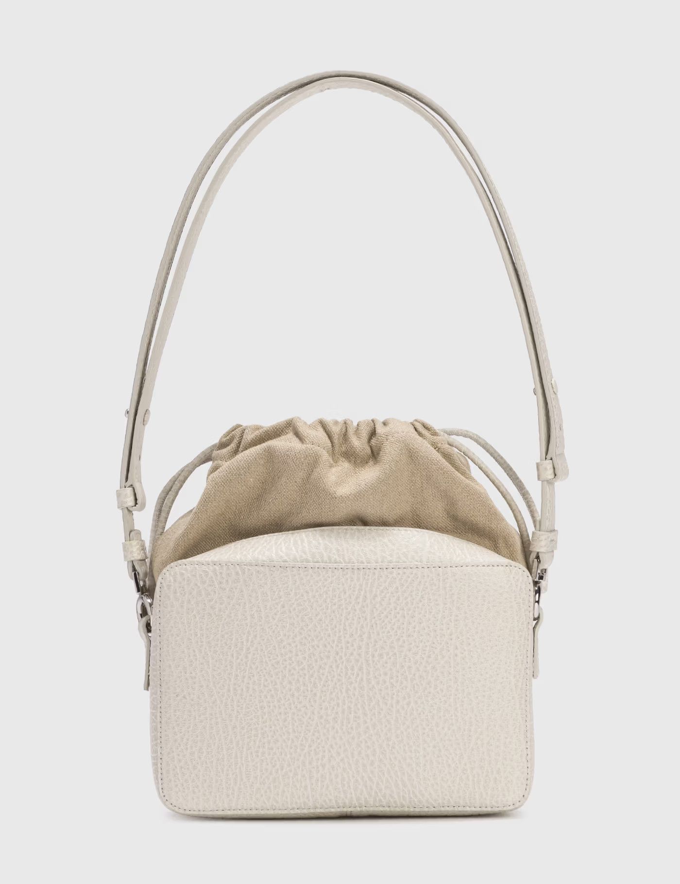 Maison Margiela oc11z0825 Size: OS / Medium Camera Bag in White Size ONE SIZE - 3 Thumbnail