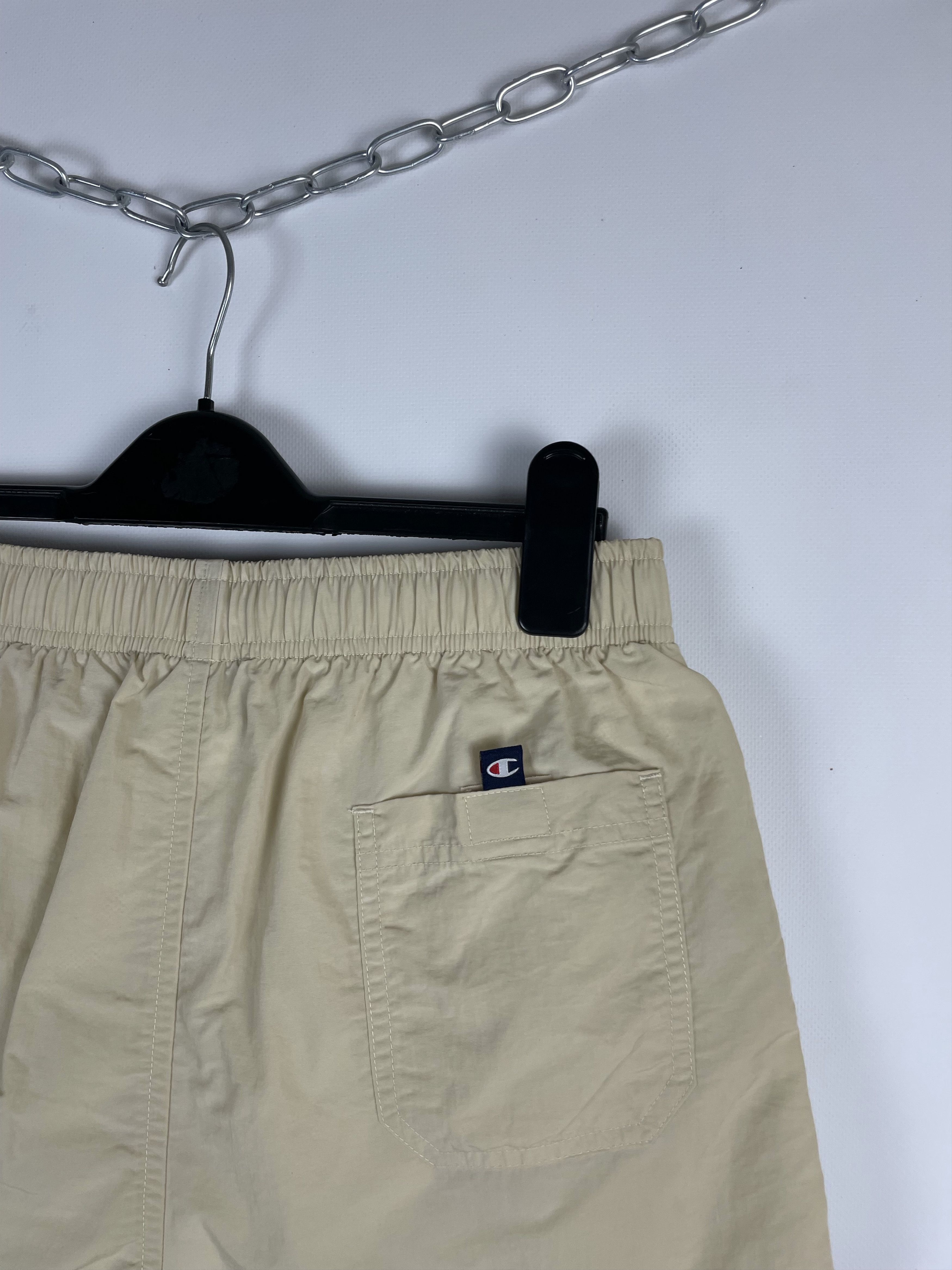 Champion Vintage Champion Shorts Nylon Casual Y2K Size US 32 / EU 48 - 7 Thumbnail