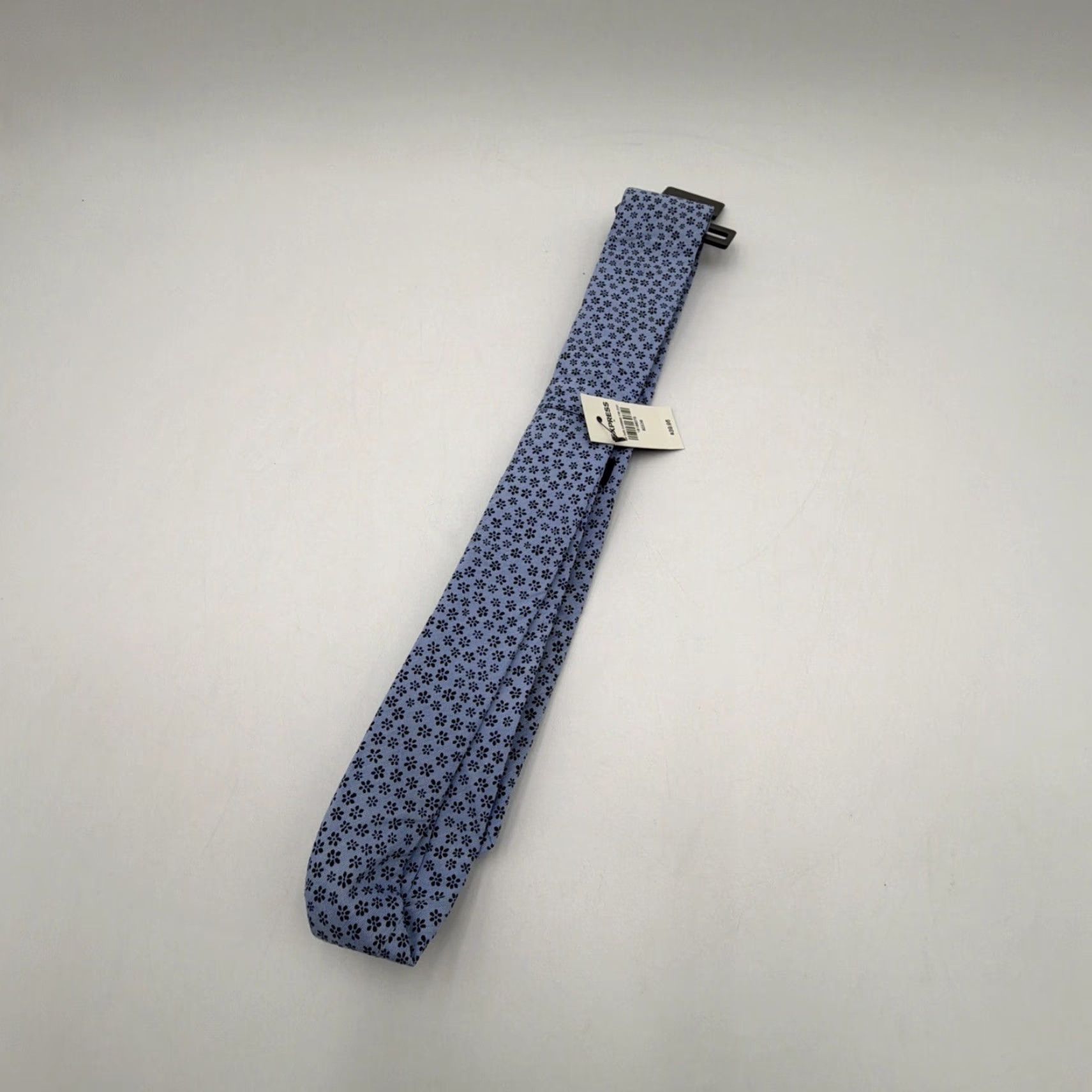 Express Men’s Blue Floral Neck Tie With Tag Slim Thin New Size ONE SIZE - 6 Thumbnail