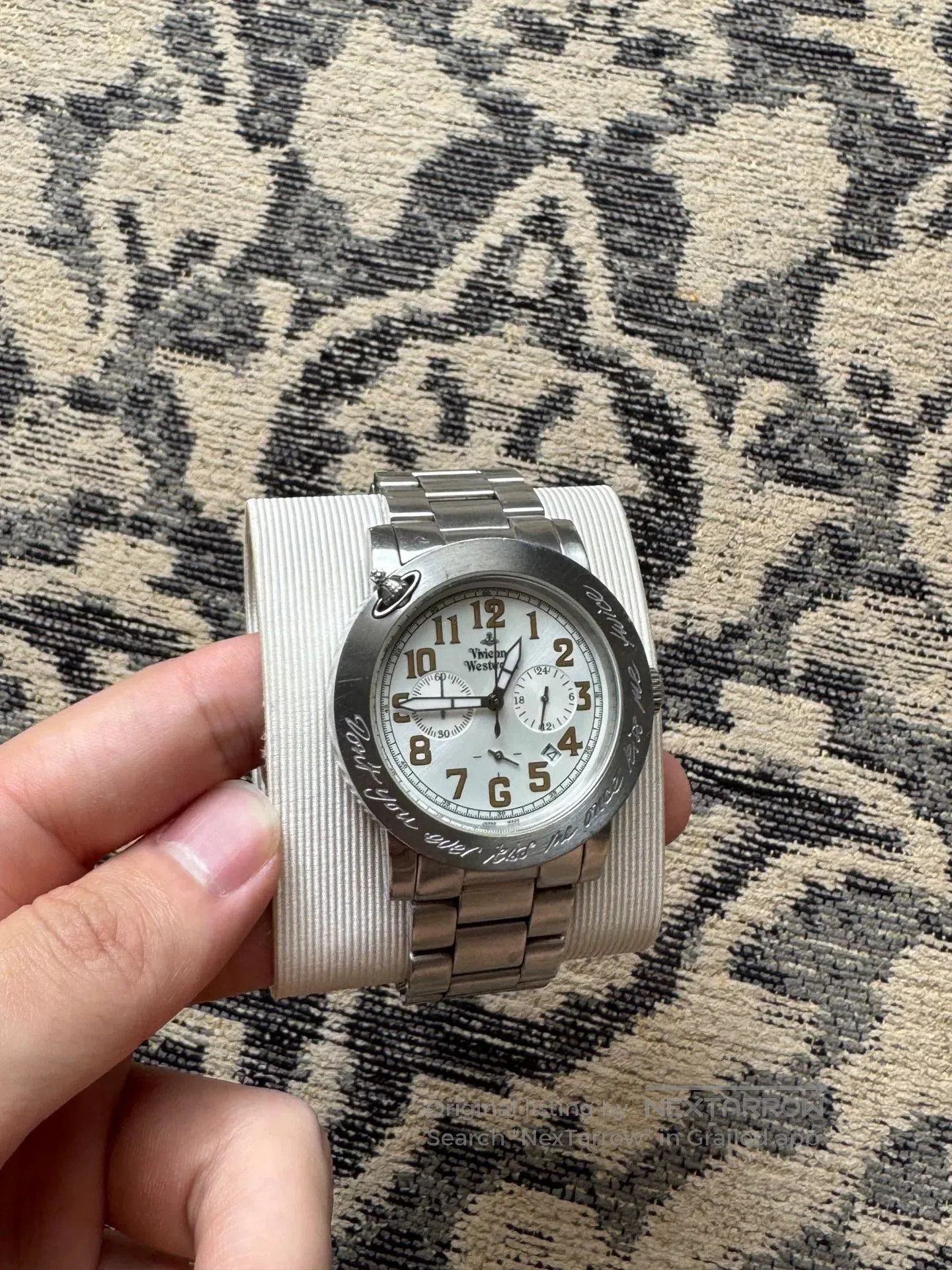 Vivienne Westwood Vivienne Westwood Elvis Silver Engraved Watch. Size ONE SIZE - 2 Thumbnail