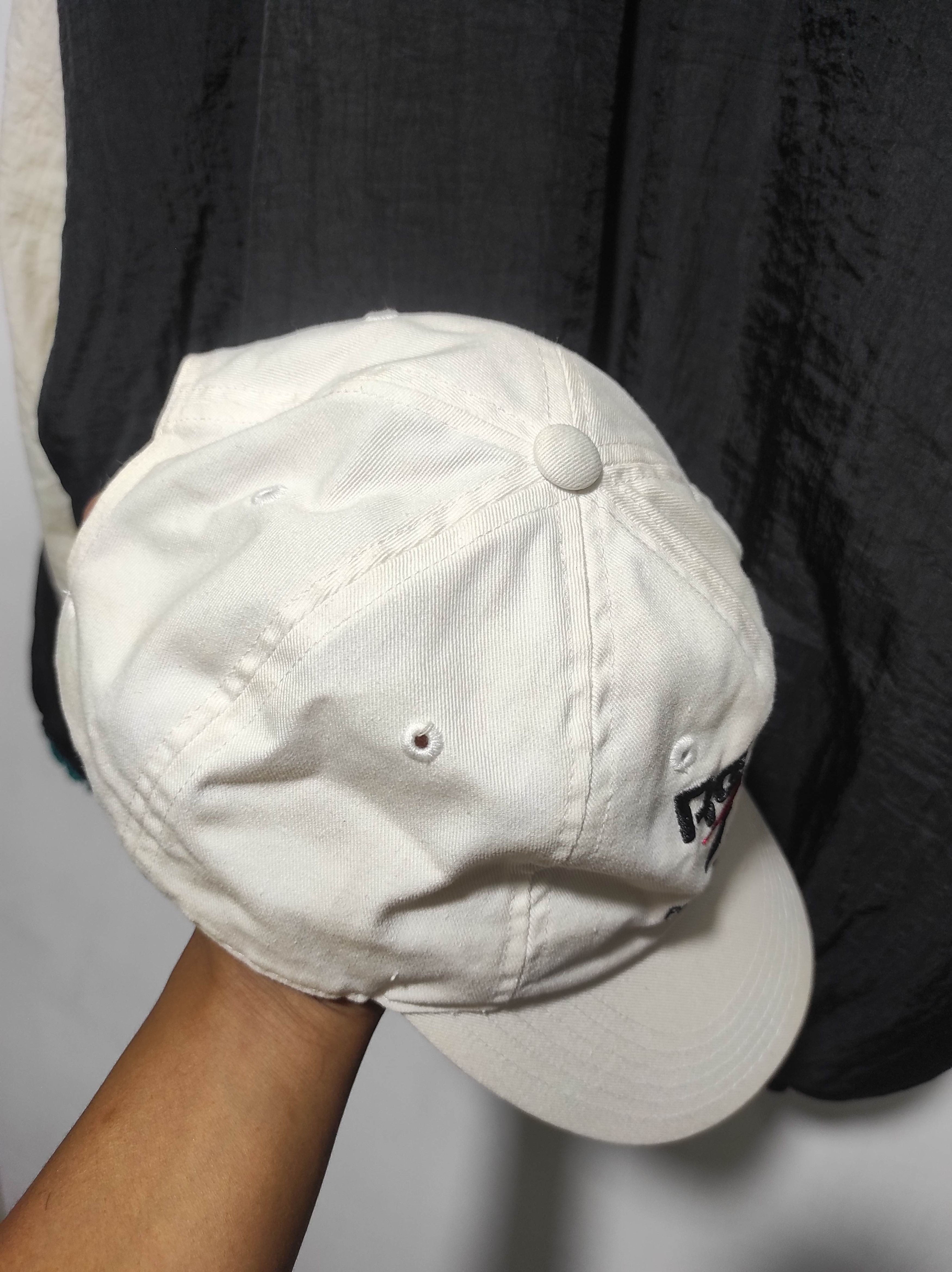 Reebok Vintage Reebok Puffer Windbreaker Jacket & Hat Cap Size US L / EU 52-54 / 3 - 19 Thumbnail