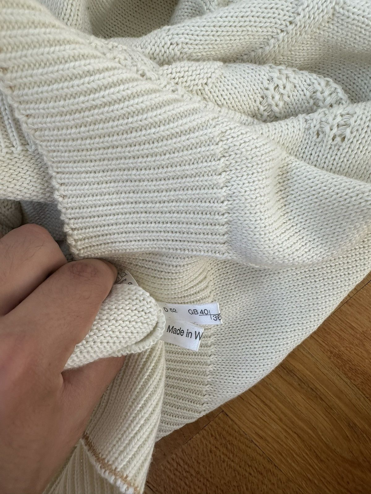 Hugo Boss 90’s West Germany Hugo Boss Knit Sweater Sea Accents Size US L / EU 52-54 / 3 - 15 Thumbnail