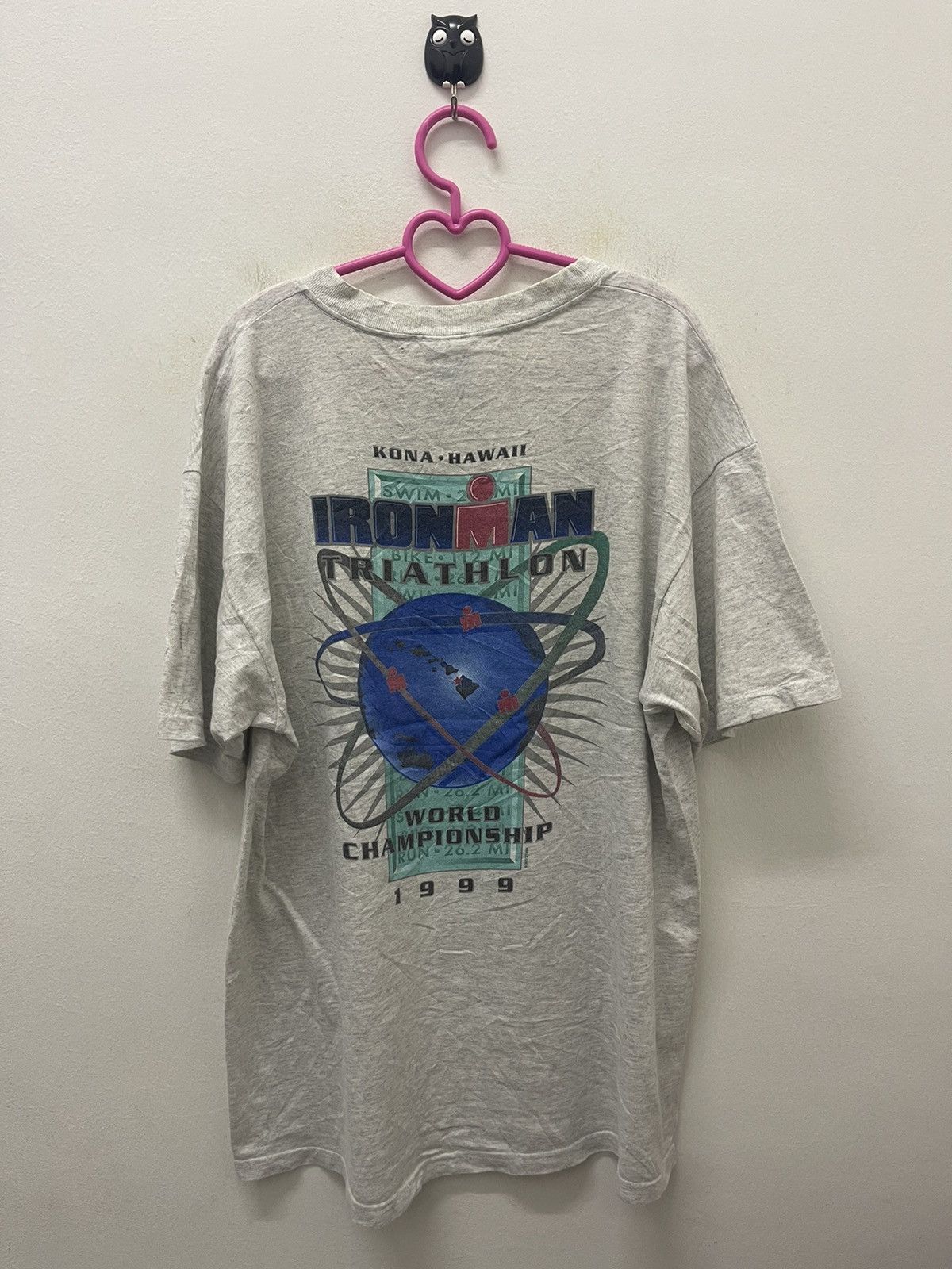 image of Sports Specialties x Vintage 1999 Vintage Ironman Triathlon World Championship Tee in Grey (Size La