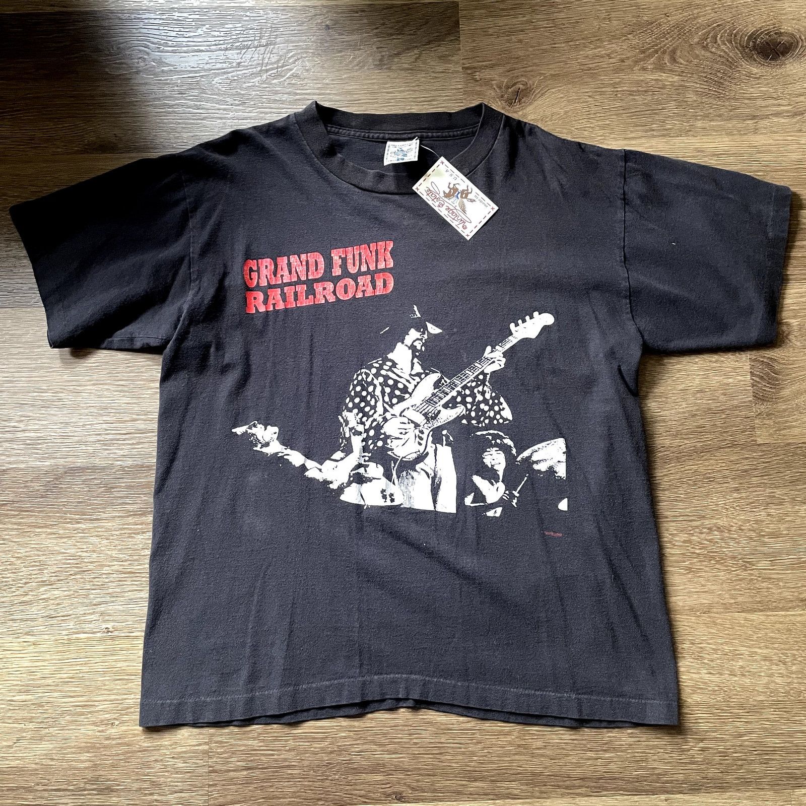 Vintage 90's Grand Funk Band Tee- Size Large Size US L / EU 52-54 / 3 - 1 Thumbnail