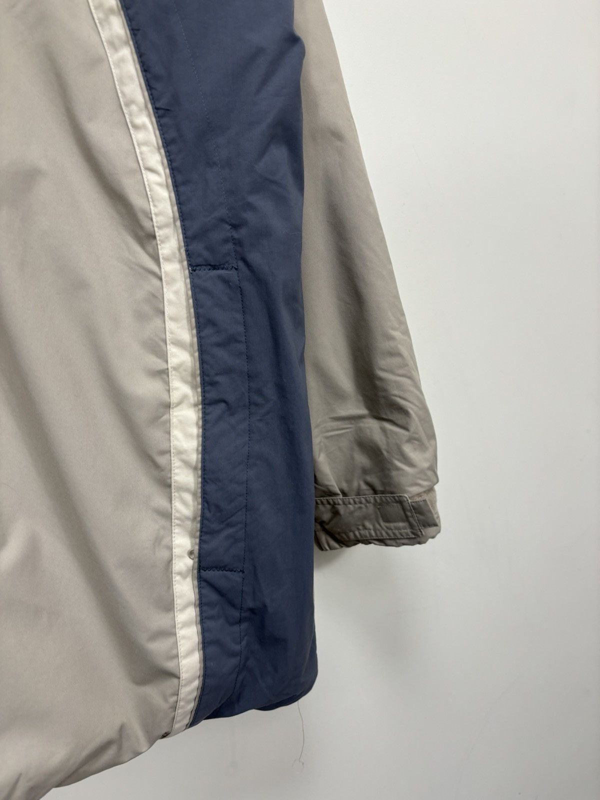 Nike Vintage Nike Y2K Swoosh Hype Retro Down Puffer Jacket Size US XXL / EU 58 / 5 - 7 Thumbnail
