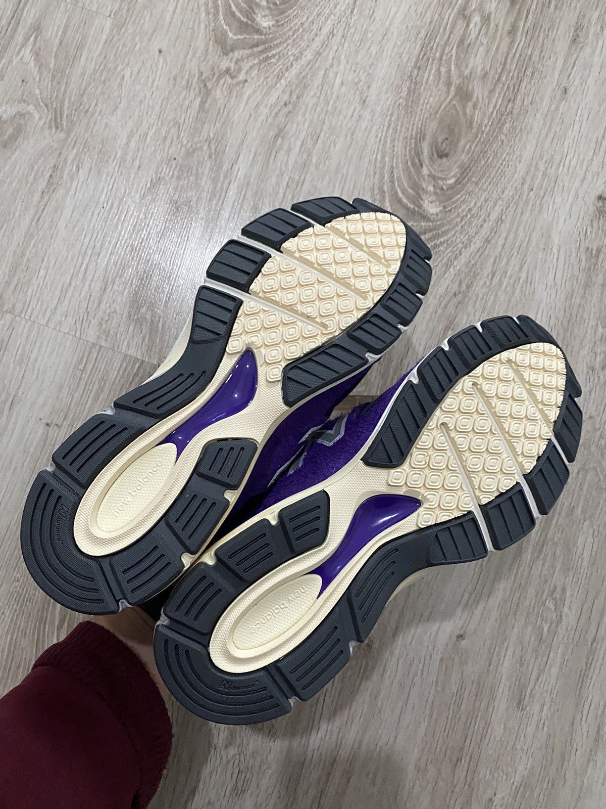 New Balance New Balance 990v4 Size US 9 / EU 42 - 14 Thumbnail