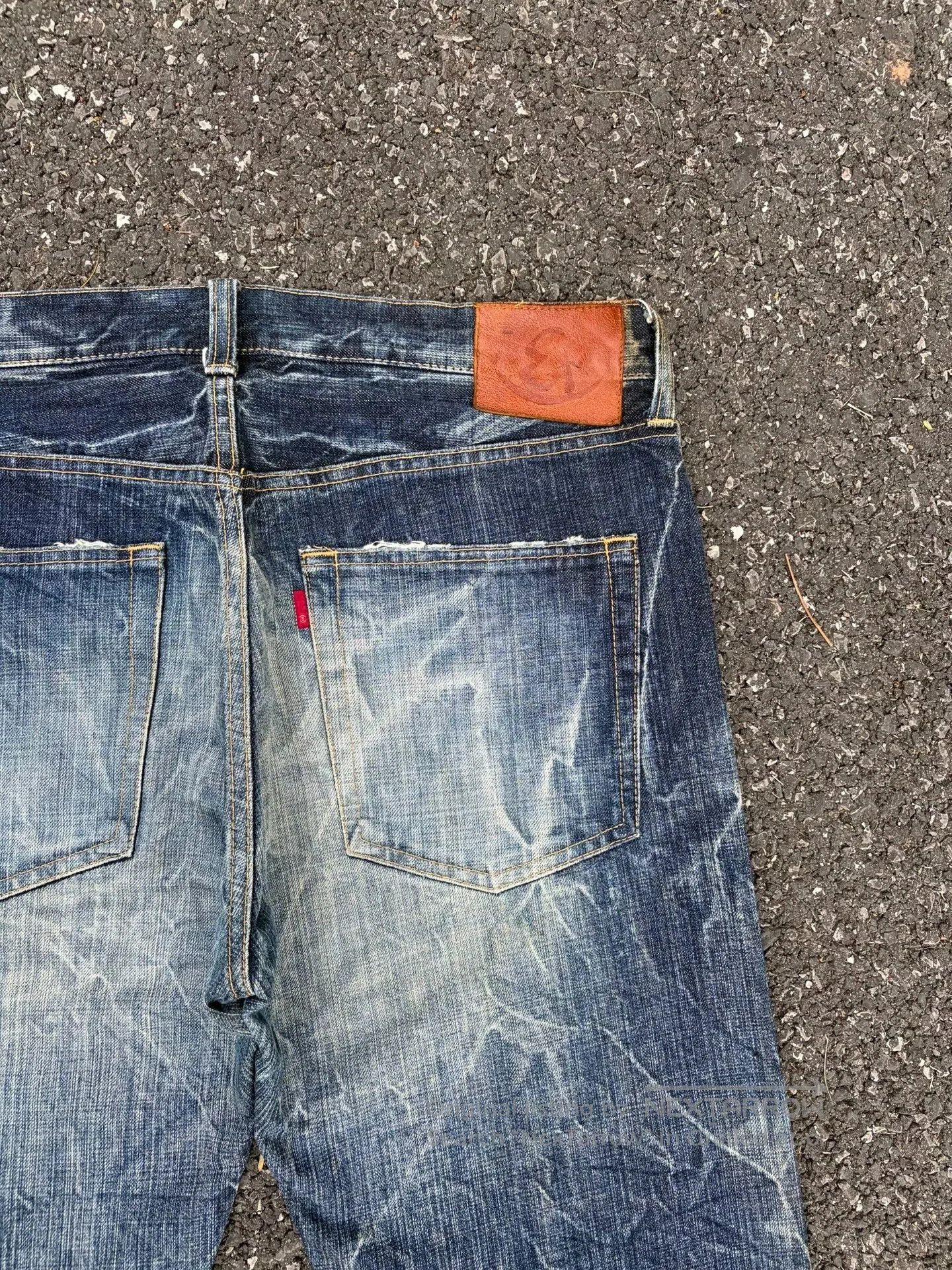 Vintage Vintage ETERNAL 00s Washed Blue Jeans. Size US 35 - 7 Thumbnail