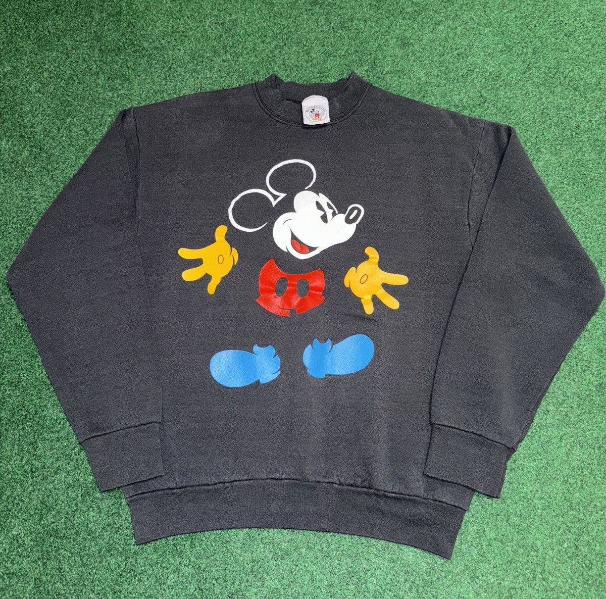 Disney × Mickey Unlimited × Vintage Vintage 80s Disney Mickey Mouse Mickey & Co Faded Crewneck Size L / US 10 / IT 46 - 1 Thumbnail