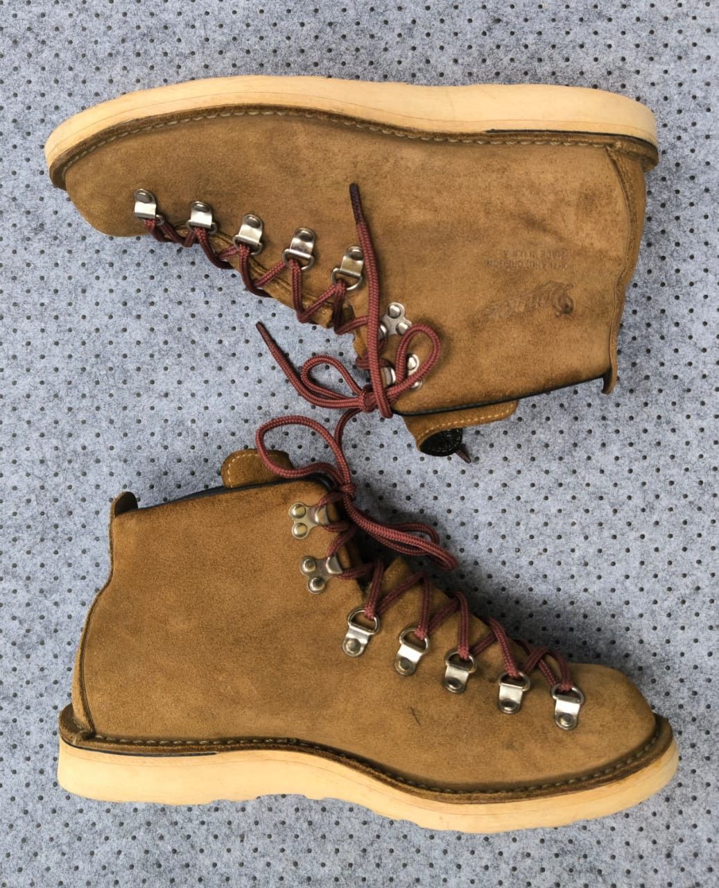 Danner NEW BALANCE x DANNER Mountain Light Overton boot Size US 9 / EU 42 - 2 Thumbnail