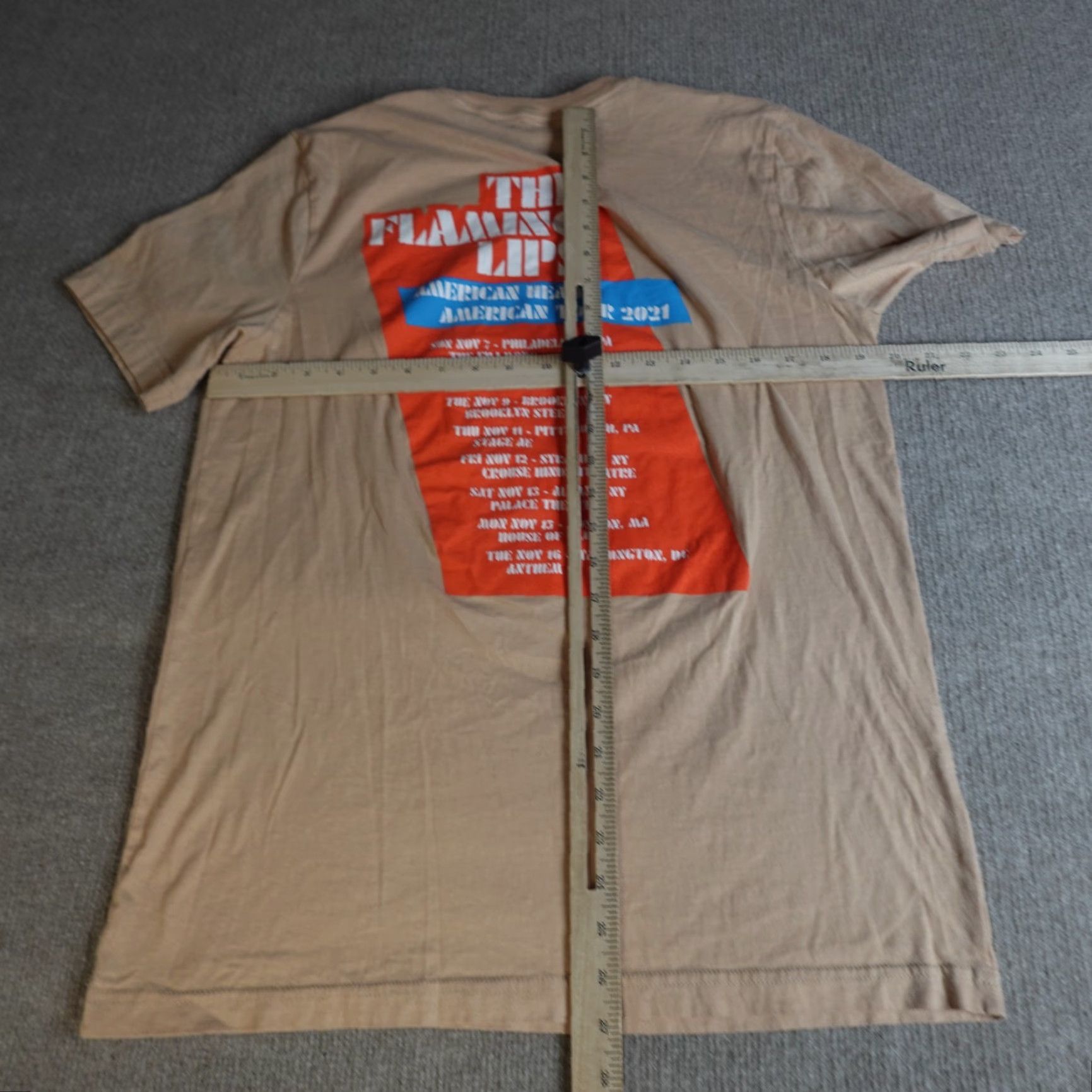 Vintage VINTAGE The Flaming Lips Shirt L Unbranded Tee Beige Graphic Print 2021 The Flaming Lips American Head Tour Double Sided Unisex Adults Mens Womens Size US L / EU 52-54 / 3 - 5 Thumbnail