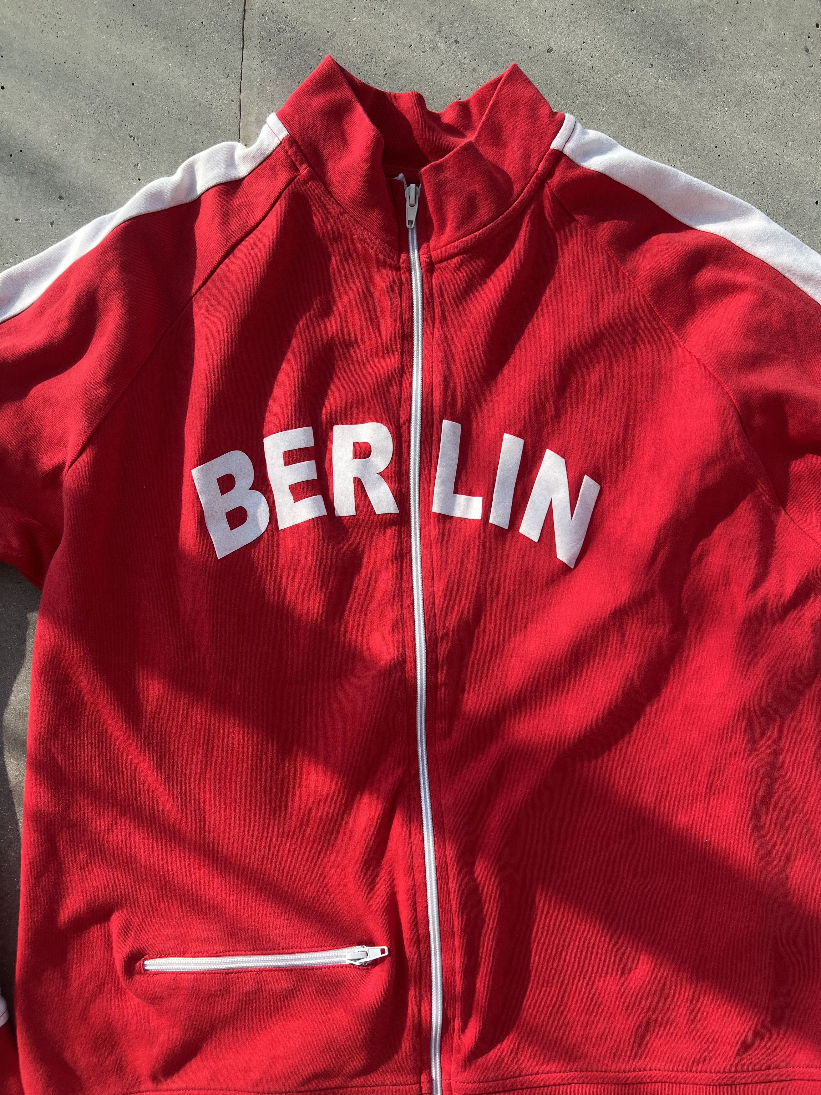 Other Berlin zip up crewneck hoodie red Size US L / EU 52-54 / 3 - 2 Thumbnail