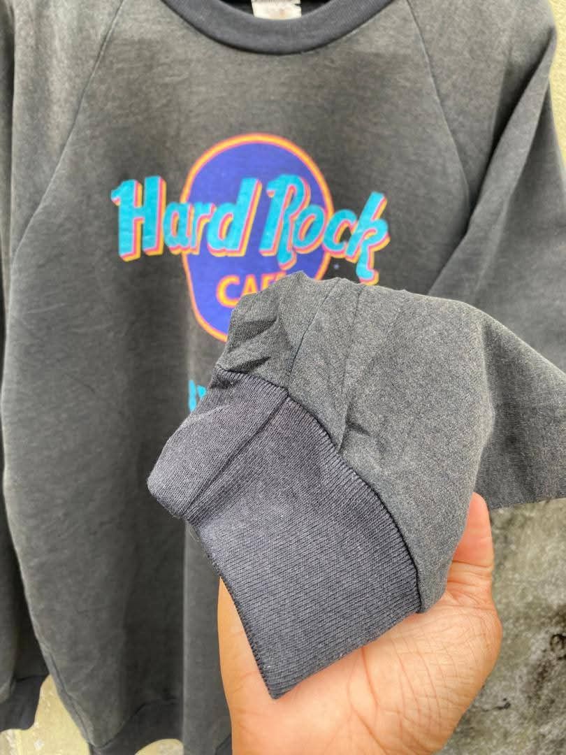 🔥Vintage 90s Hard Rock Cafe sweatshirt