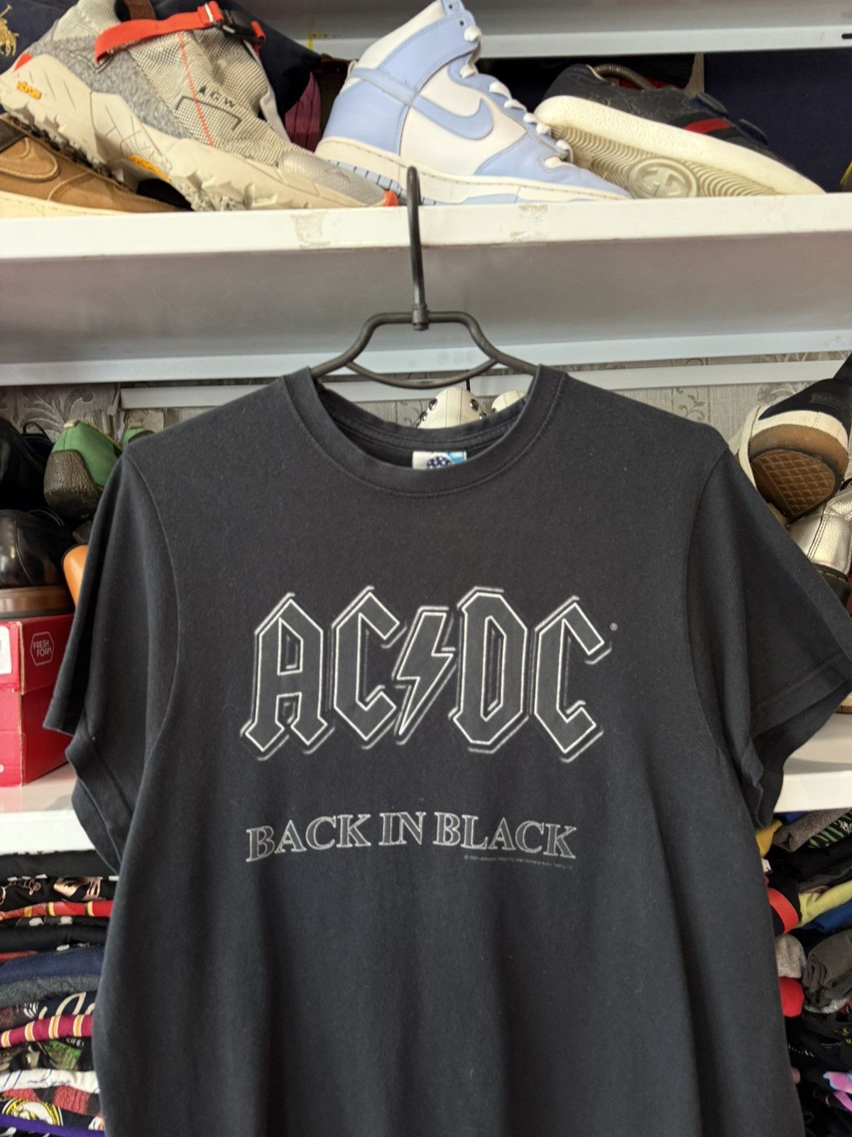 AC/DC Vintage AC/DC Back in Black 2004 T-shirts tour tee Size US L / EU 52-54 / 3 - 2 Thumbnail