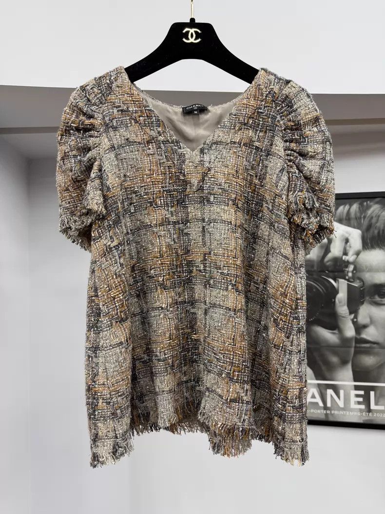 Chanel Chanel Greek series V-neck tassel tweed short sleeves Size XS / US 0-2 / IT 36-38 - 1 Thumbnail