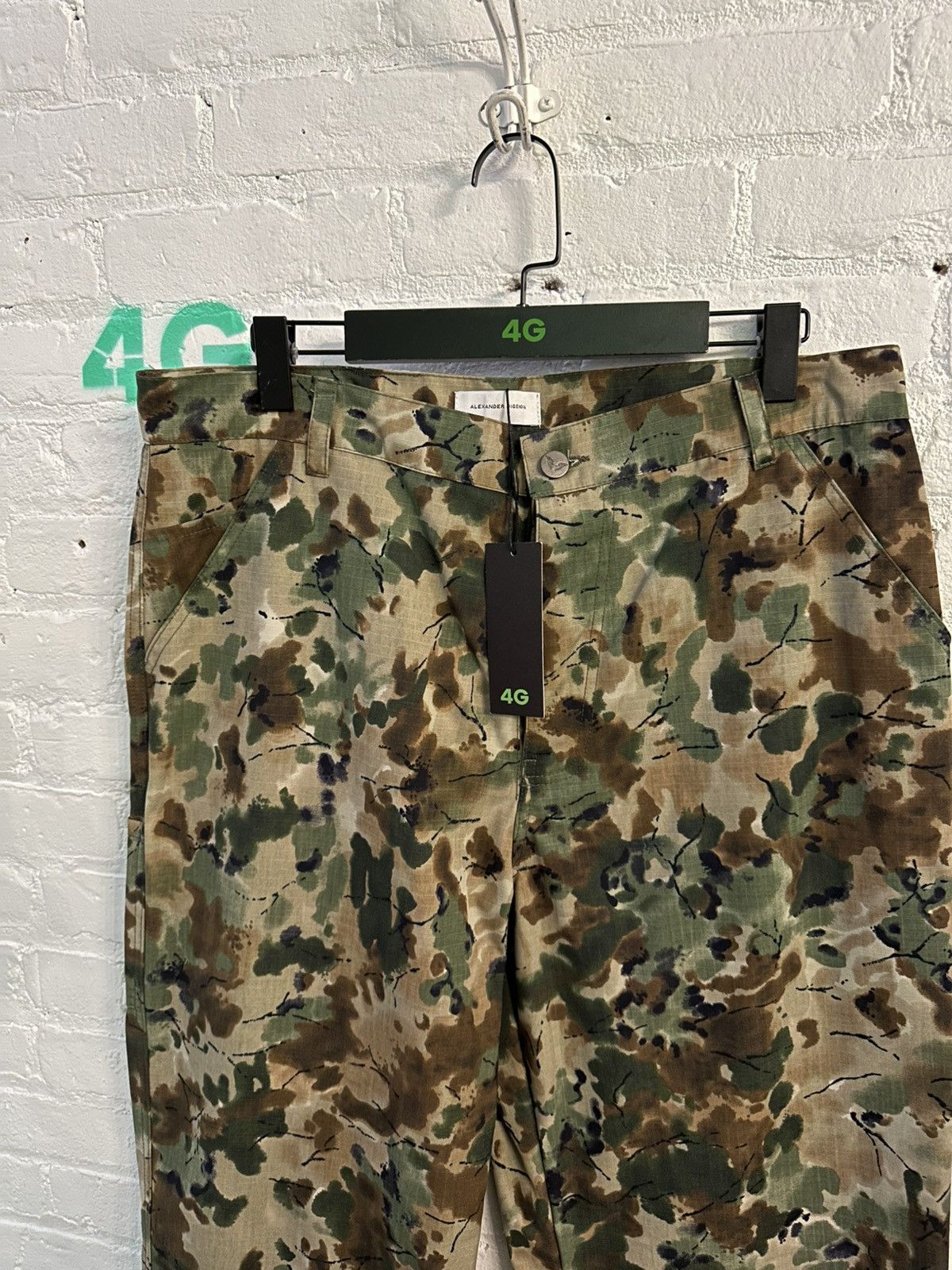 ALEXANDER DIGENOVA ALEXANDER DIGENOVA CAMO CARGOS SZ 32 | Grailed