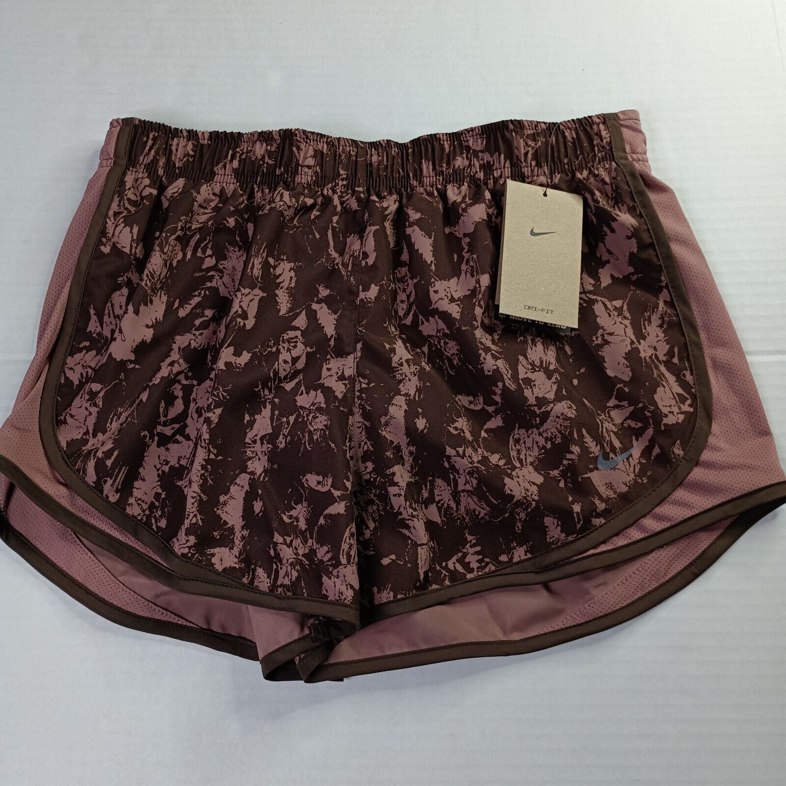 Nike Nike Womens Smokey Mauve Tempo Printed Running Shorts Size M Size 30" / US 8 / IT 44 - 1 Thumbnail