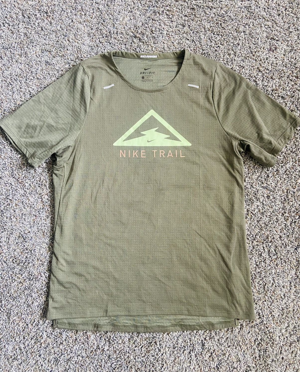 Nike Nike Trail Dri Fit Running Shirt Size US M / EU 48-50 / 2 - 1 Preview
