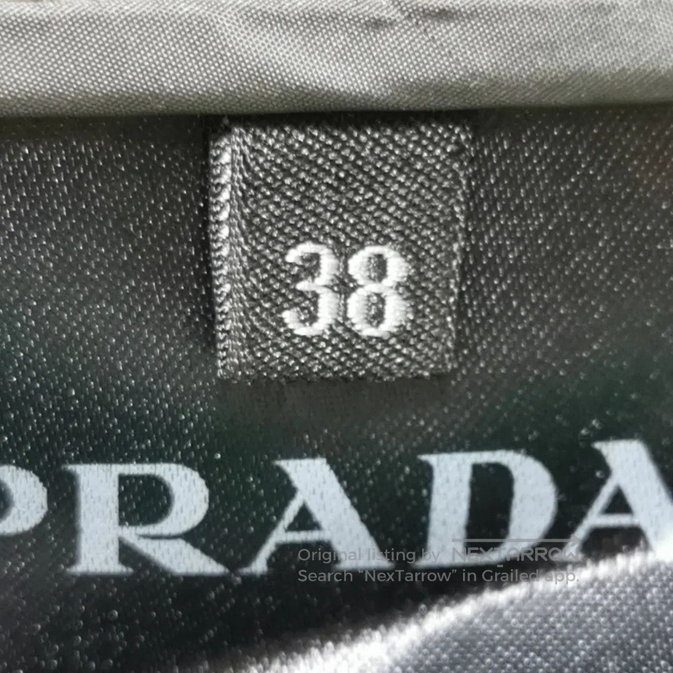 Prada Prada Logo Highlighted Trousers in Gray . Size 37" - 7 Thumbnail