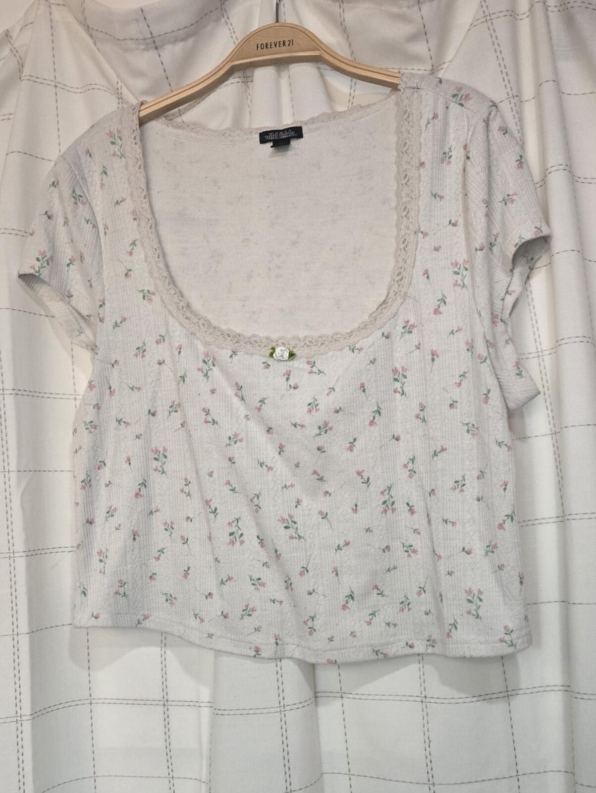Other Wild Fable Baby Tee Size XXL / US 16-18 / IT 52-54 - 1 Thumbnail