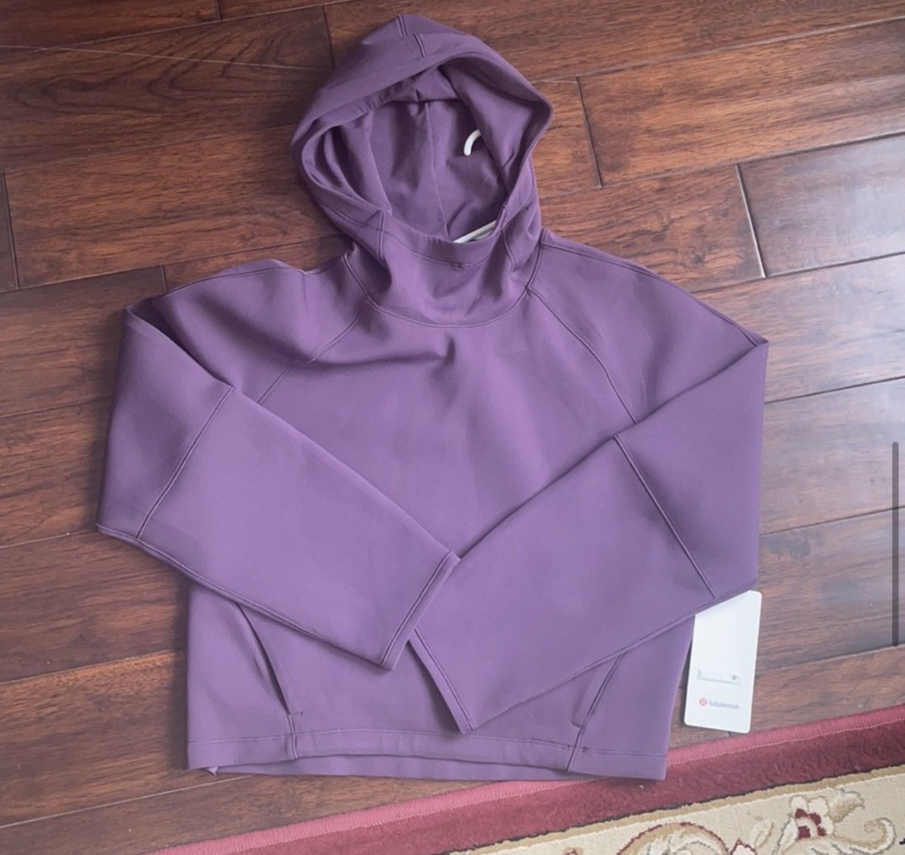 Lululemon Lululemon air wrap pullover hoodie NWT size 6 Size M / US 6-8 / IT 42-44 - 1 Thumbnail