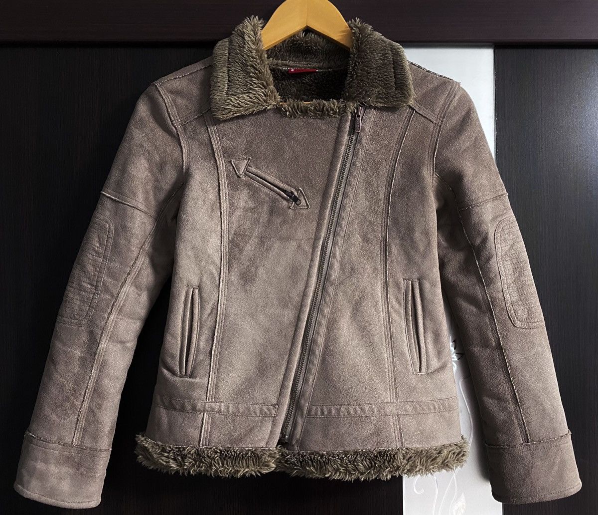 Levi's BigLogo Embroidery Faux Fur Shearling Coat Asymmetric Jacket Size S / US 4 / IT 40 - 3 Thumbnail