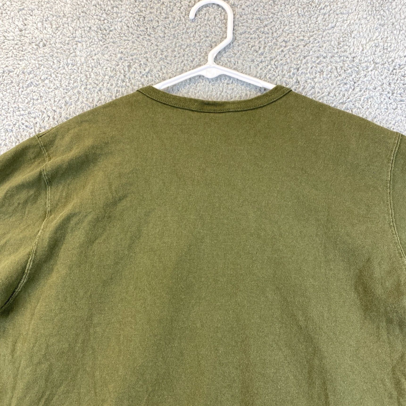 Champion Vintage Champion Classic Logo Graphic T Shirt size XL Green 53-2 Chest Logo Tee Center Size US XL / EU 56 / 4 - 7 Thumbnail