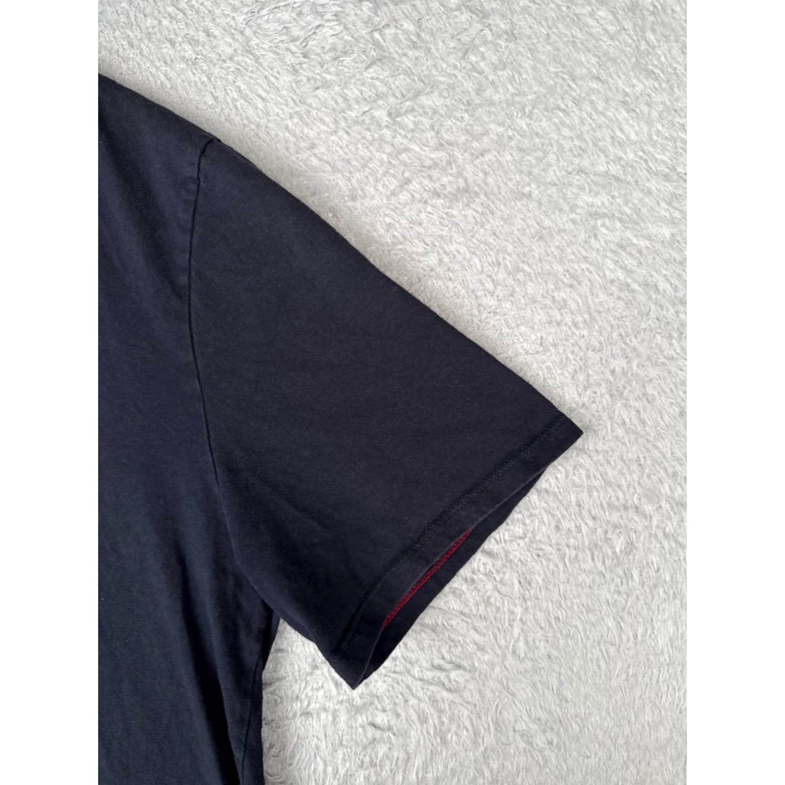 Tommy Hilfiger Tommy Hilfiger Shirt Adult 2XL Blue Cotton Short Sleeve Crew Pocket Logo Embroidered Size US XXL / EU 58 / 5 - 2 Thumbnail
